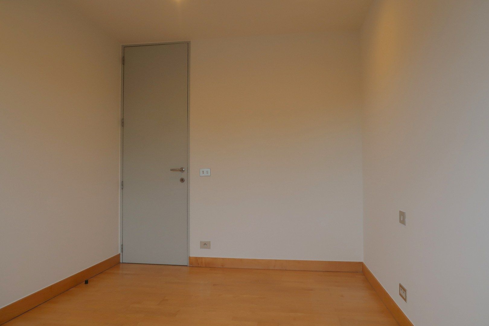 Ruim instapklaar appartement met 2 slaapkamers en 3 terrassen nabij het centrum van Roeselare foto 11