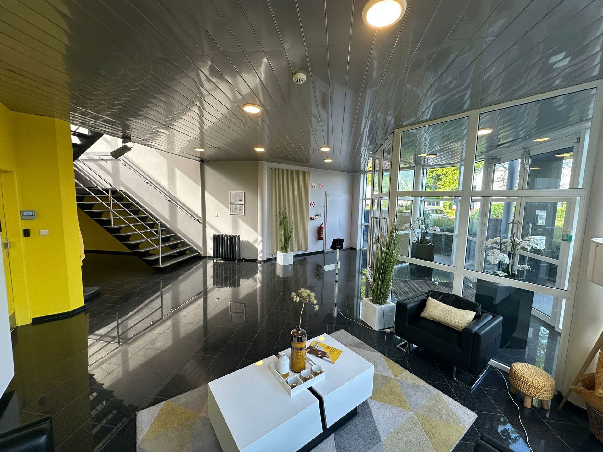 Bedrijfsgebouw te koop op toplocatie in Wommelgem foto 6