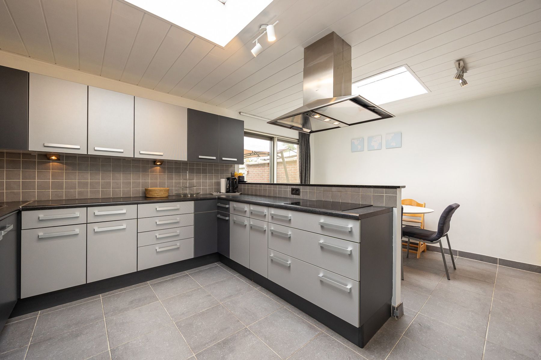 Eengezinswoning met 3 slaapkamers aan het einde van een doodlopende straat.  foto 6