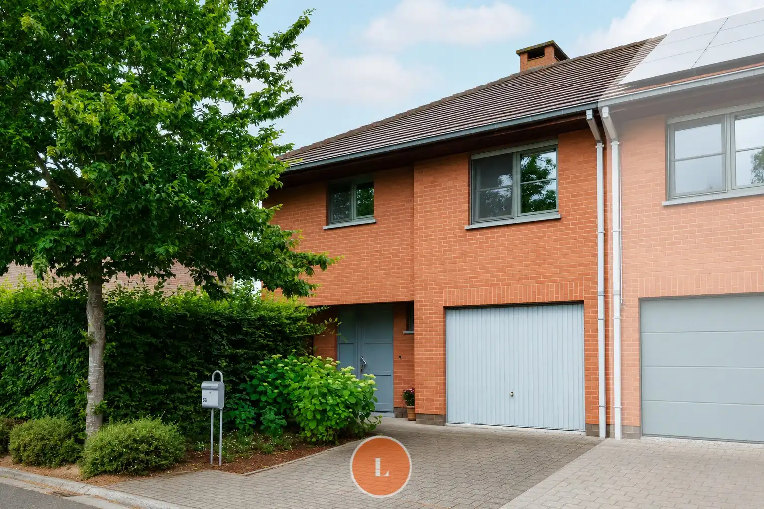 Instapklare woning in rustige wijk met 4 kamers foto {{pictureIndex}}