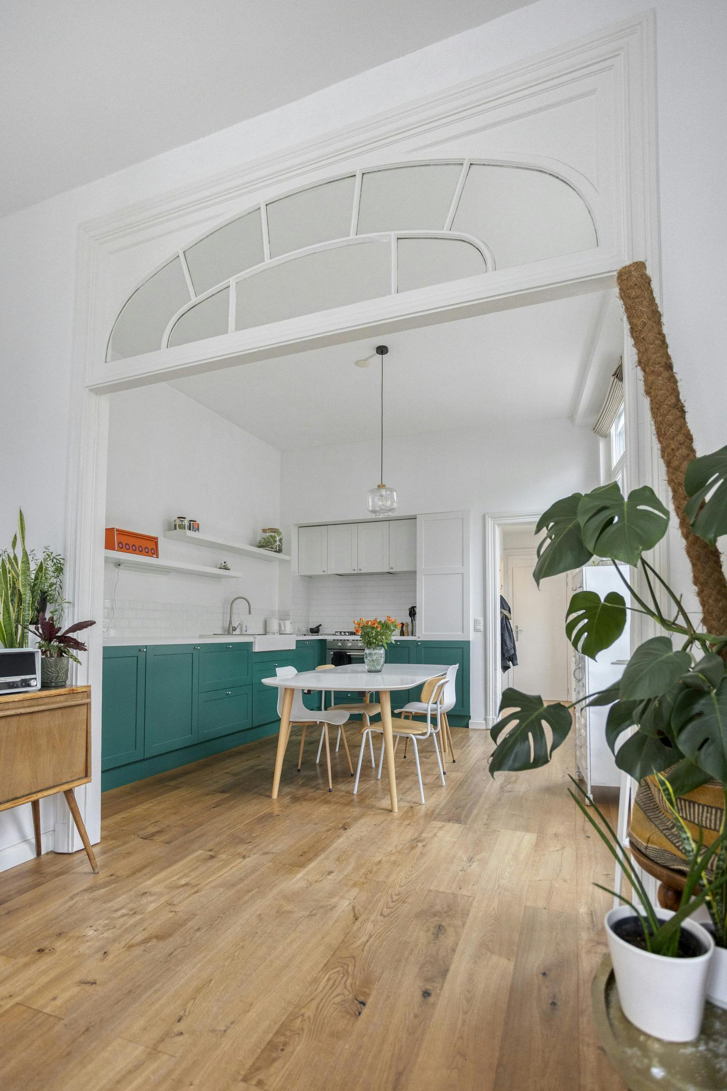 Duplex appartment te Sint-Gillis met 2 slaapkamers foto 9