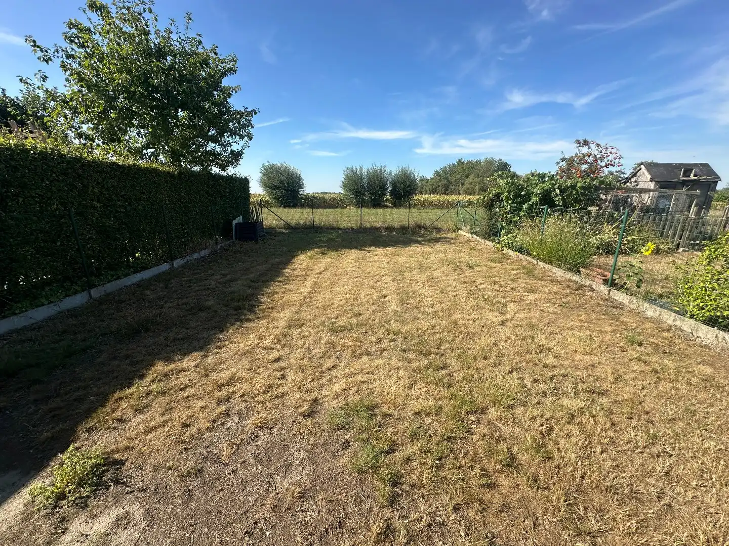 Instapklare woning met 2 slpk, garage en tuin, Aartrijke. foto 24