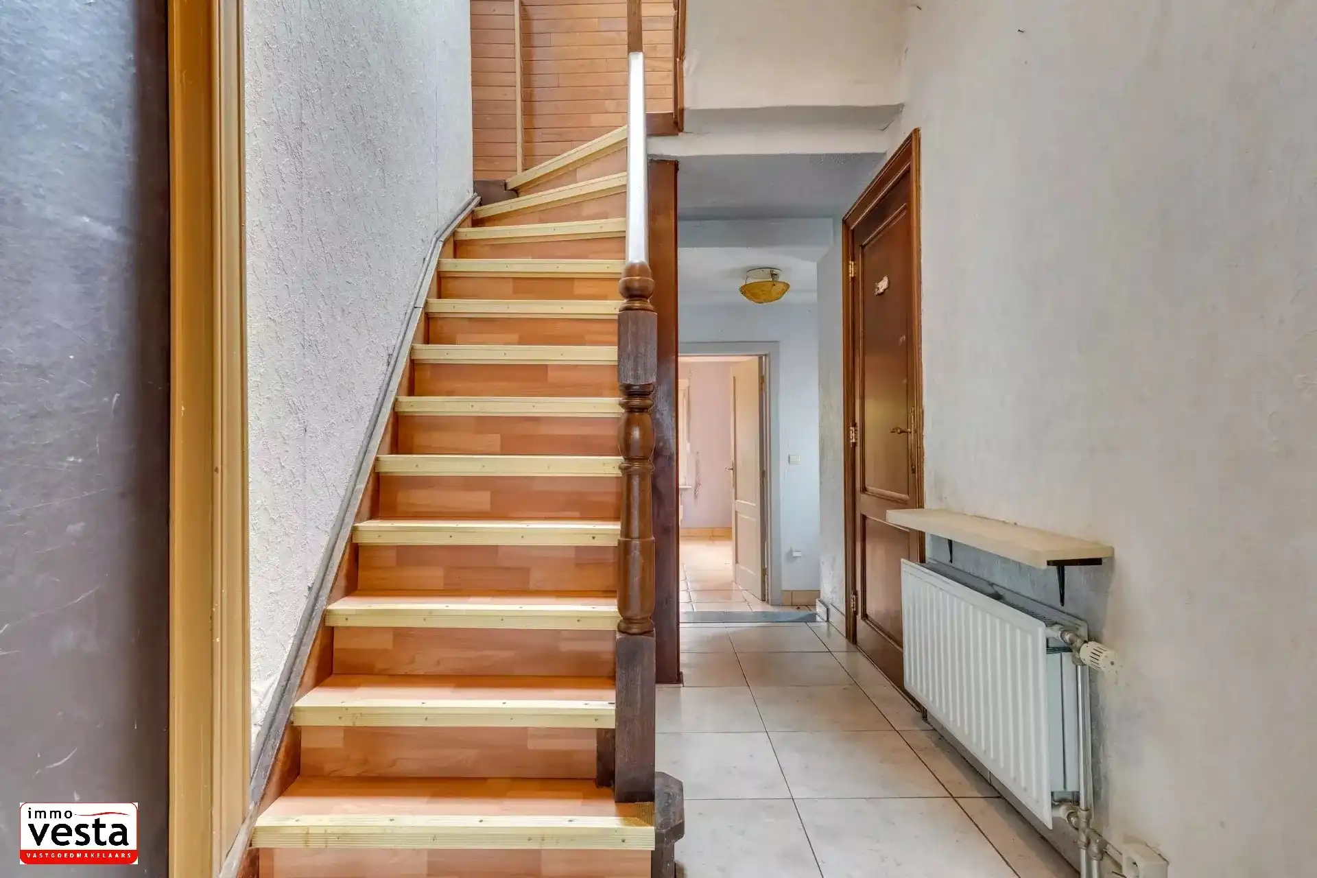 Op te knappen handelspand met mogelijkheid tot herbestemming foto 17