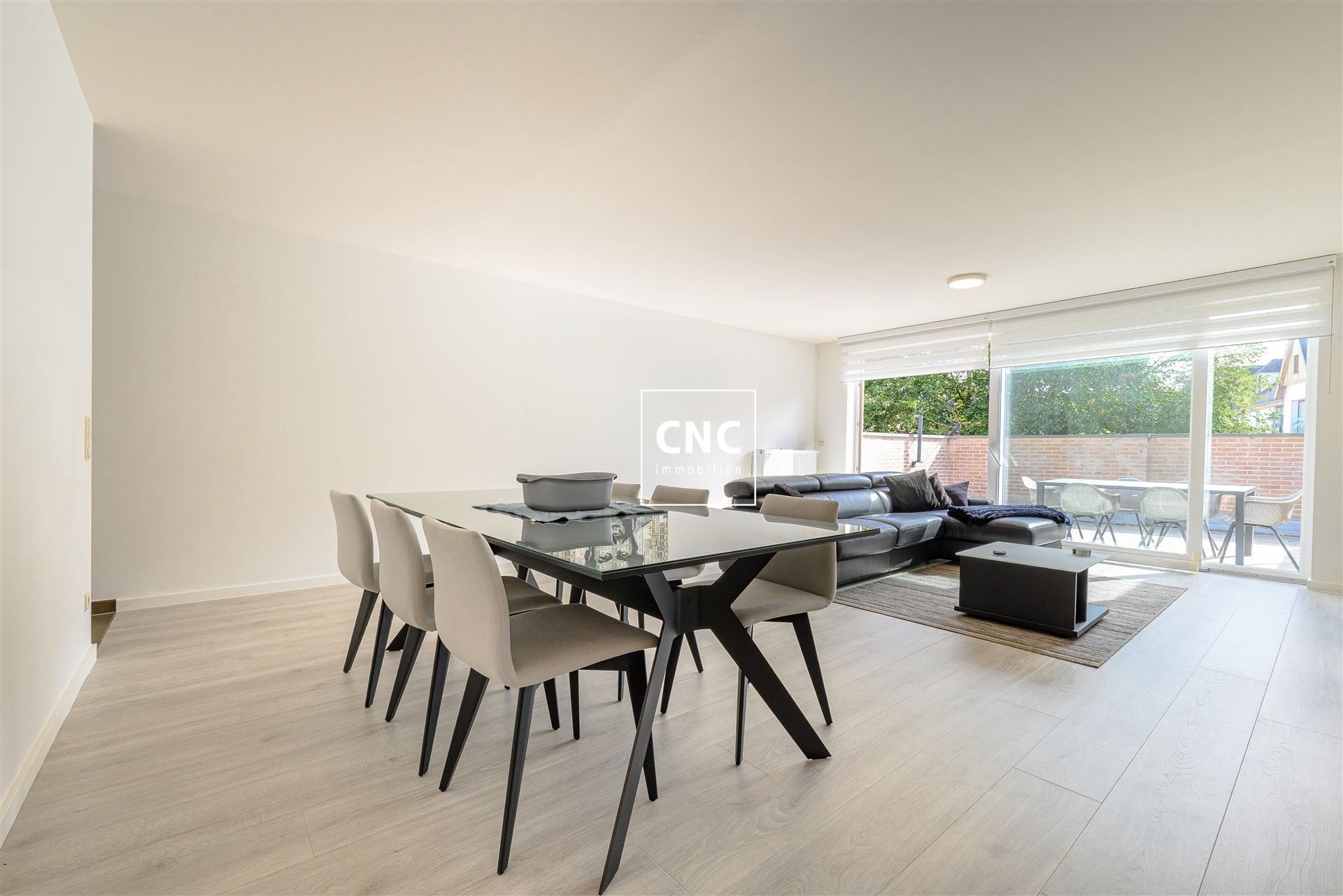 Modern gemeubeld appartement met zonneterras in Oud Knokke foto 2