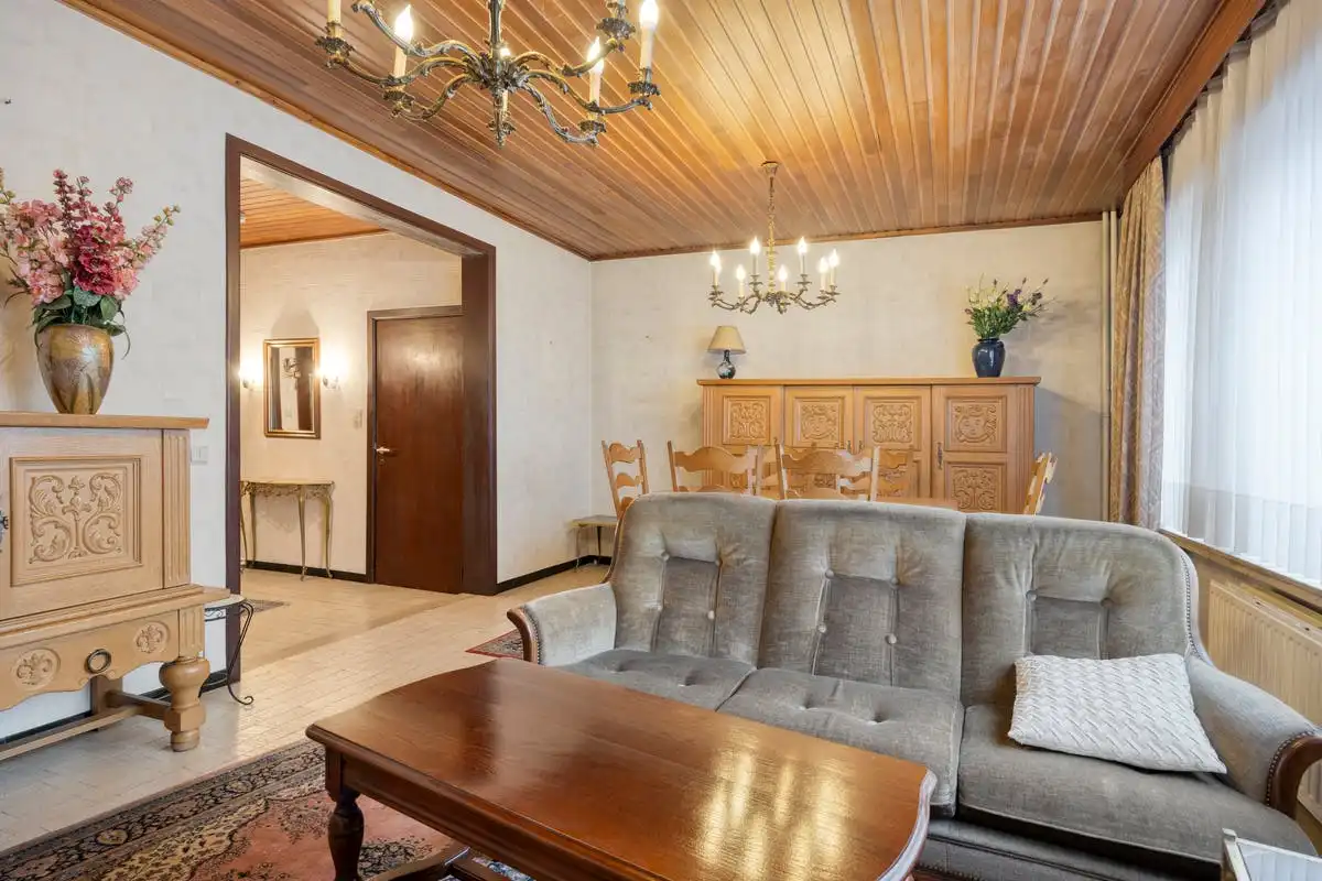 Opbrengsteigendom met 3 wooneenheden in hartje Strombeek foto 5