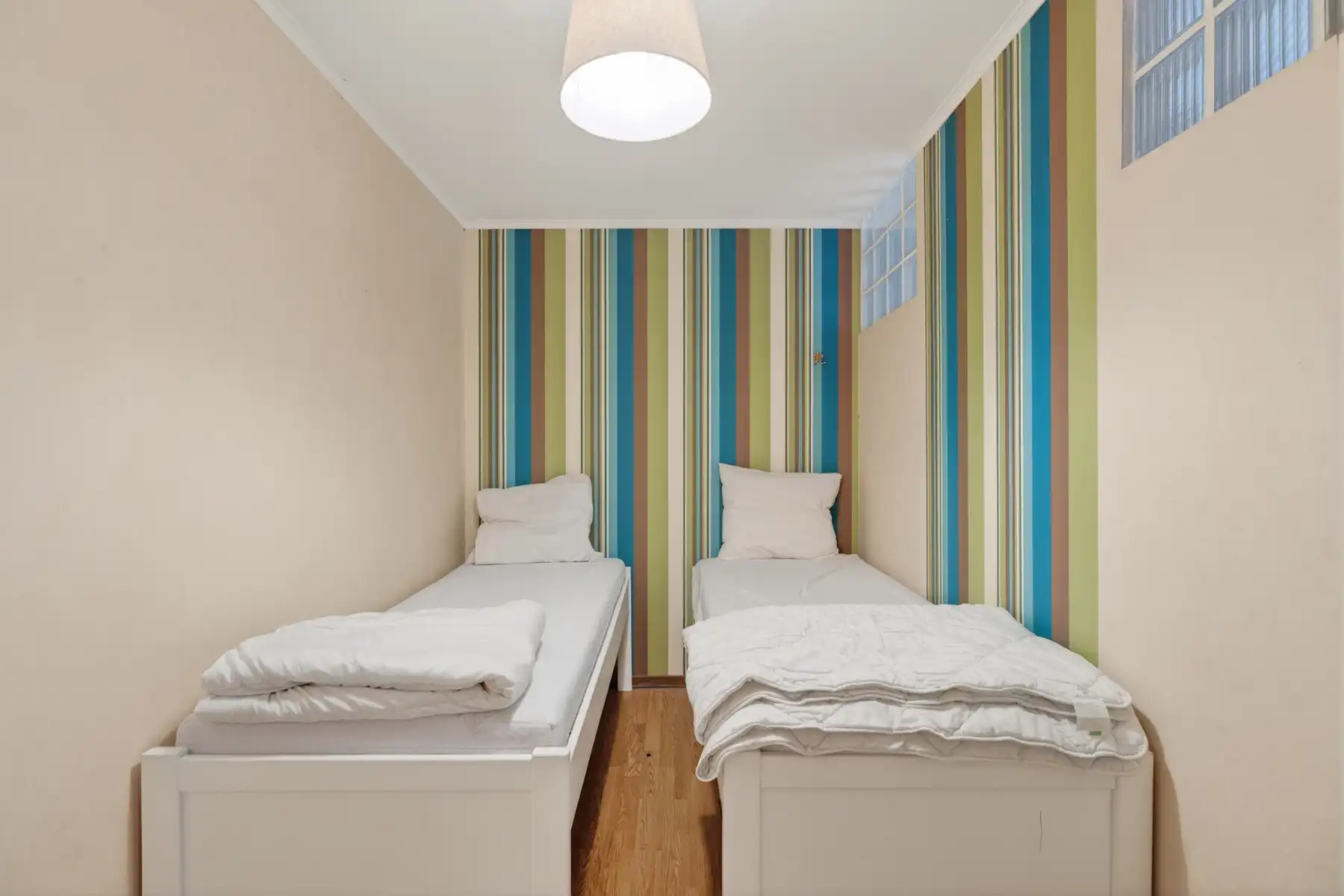 3 slpk hoekappartement in het commercieel centrum! foto 10