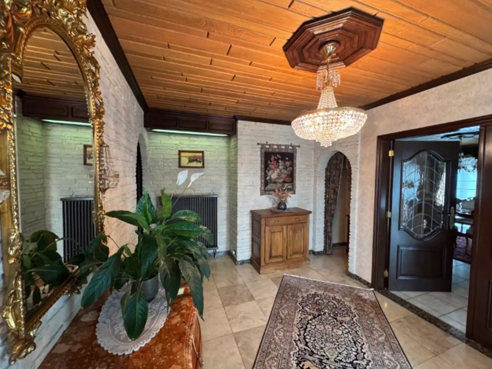 Ruime rustig gelegen villa foto 5