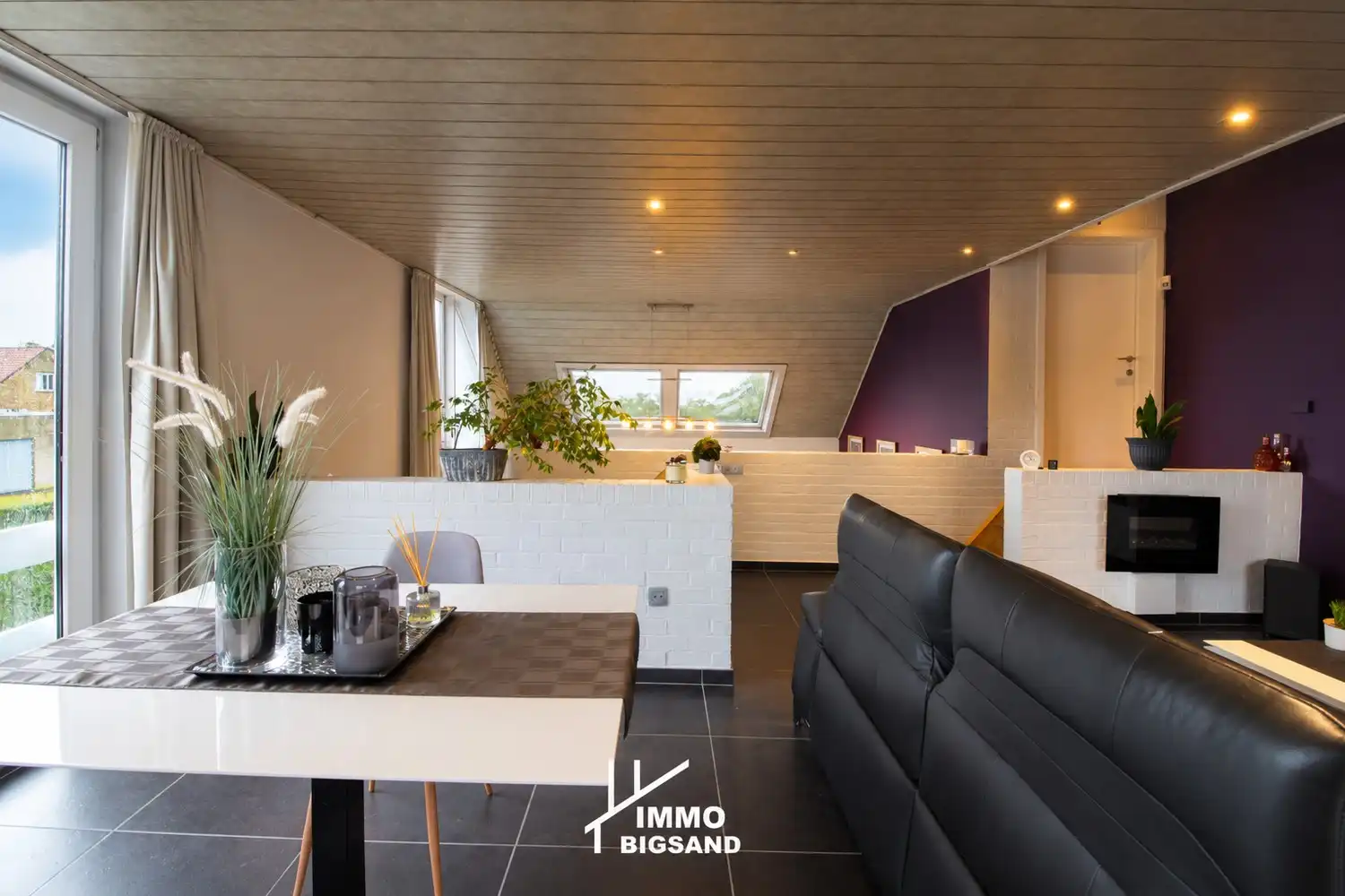 Handelspand met ruime woning, ondergronds magazijn/garage en veel parkeermogelijkheden langs de N32 foto 15