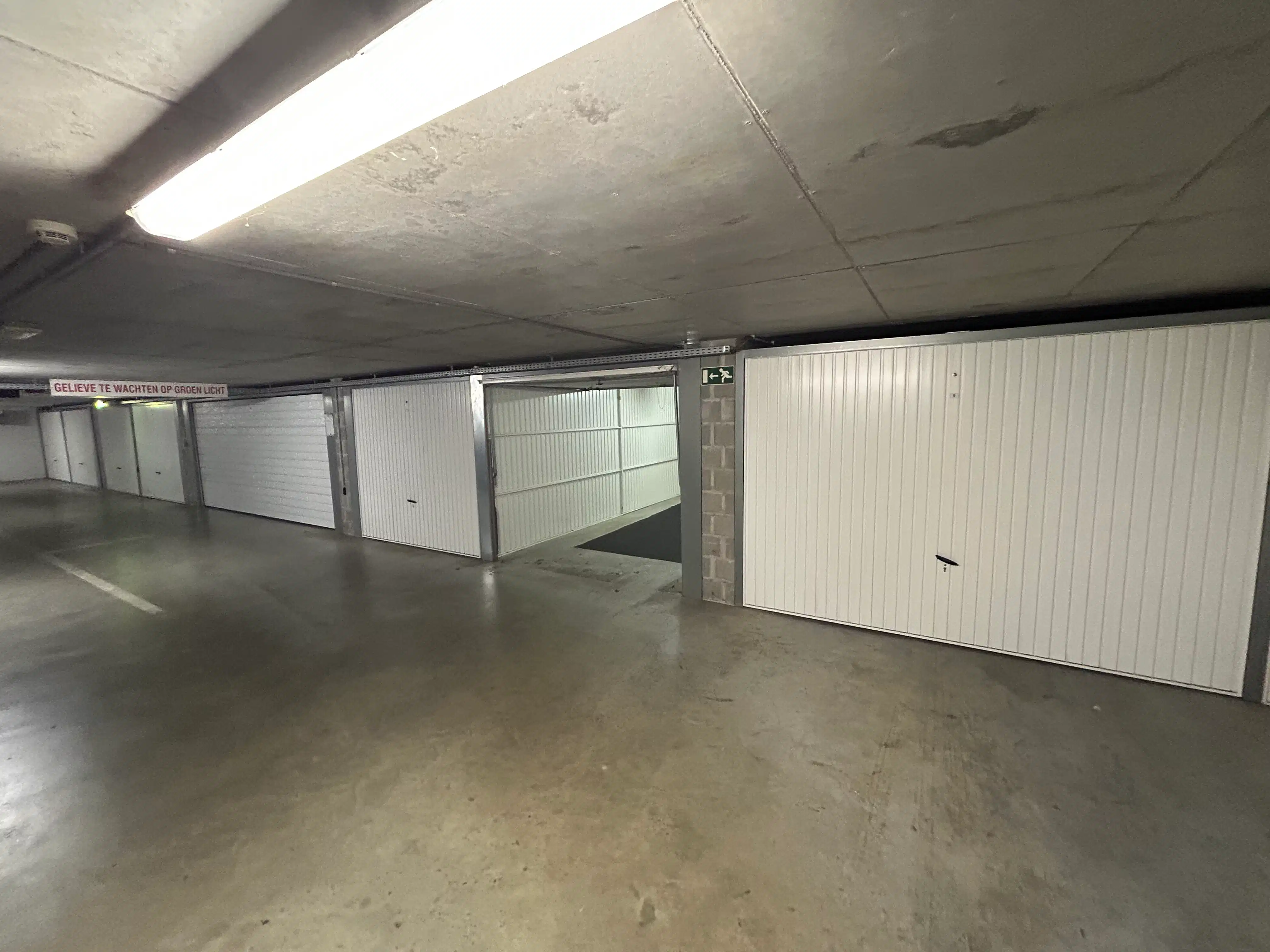 Gemakkelijk inrijbare garagebox in de Kustlaan foto 5