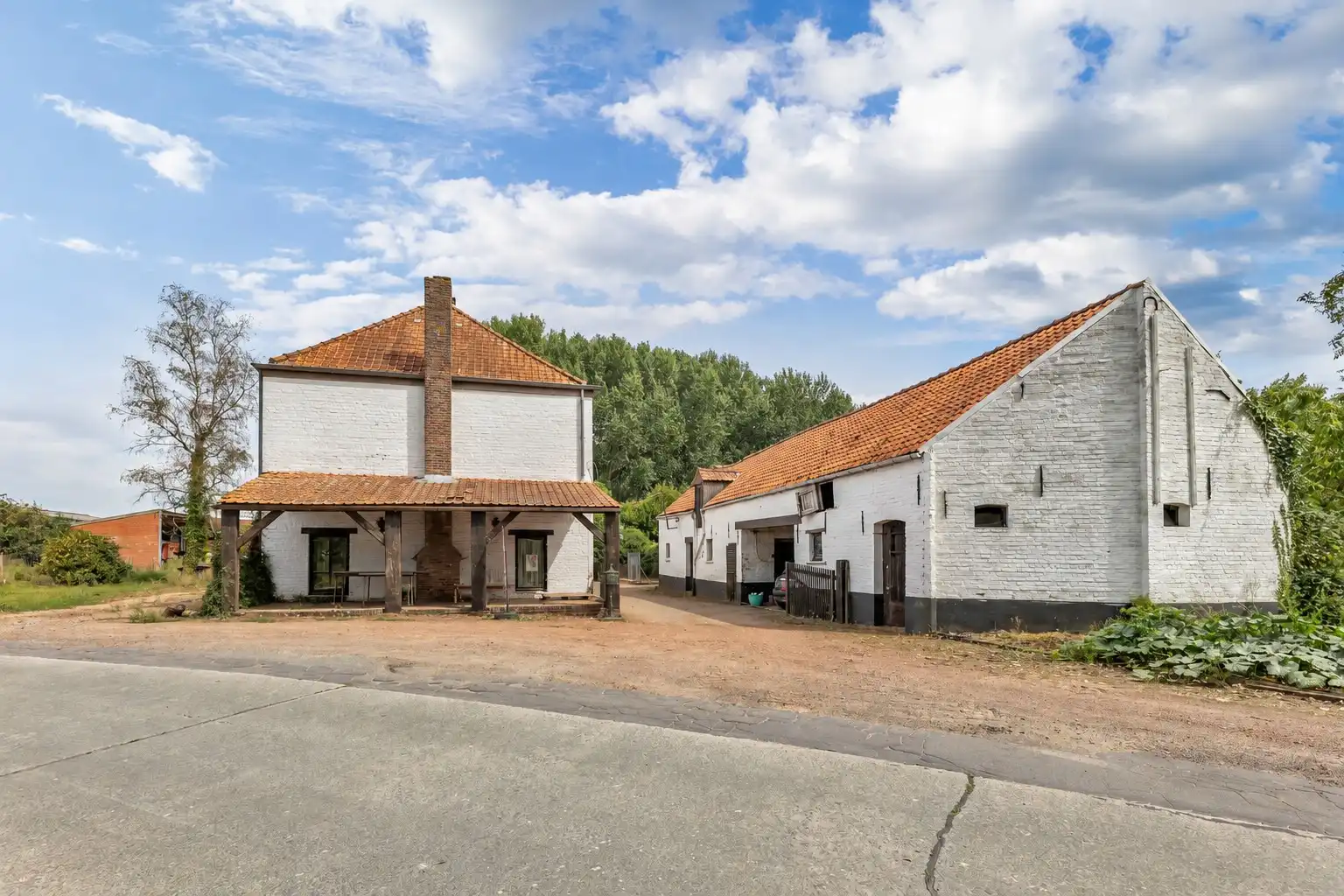 Karaktervolle hoeve met heel wat potentieel op 16a78ca foto 2