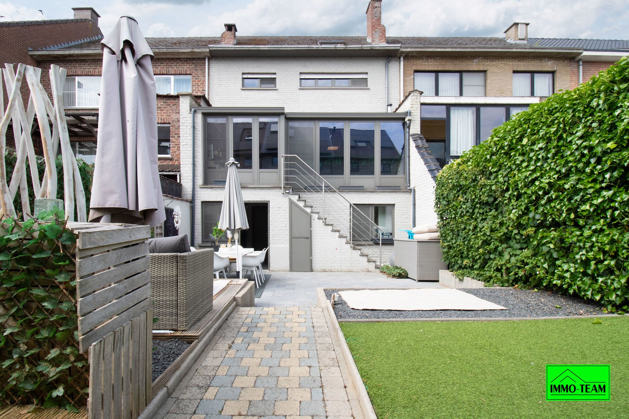 Instapklare gezinswoning met royale woonruimte en luxe  foto 19