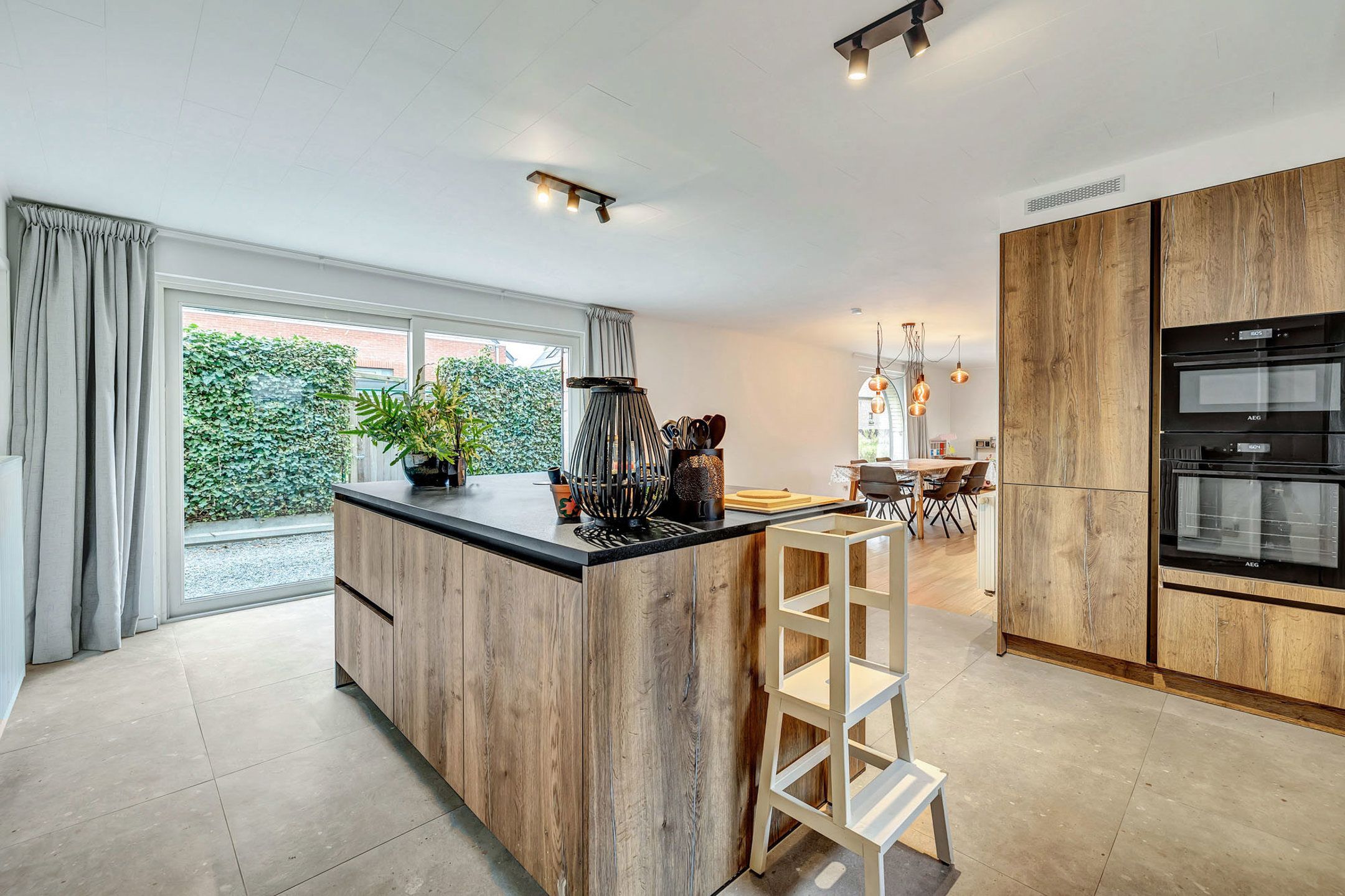 Instapklare woning te Ternat met drie slaapkamers, tuin en carport! foto 5
