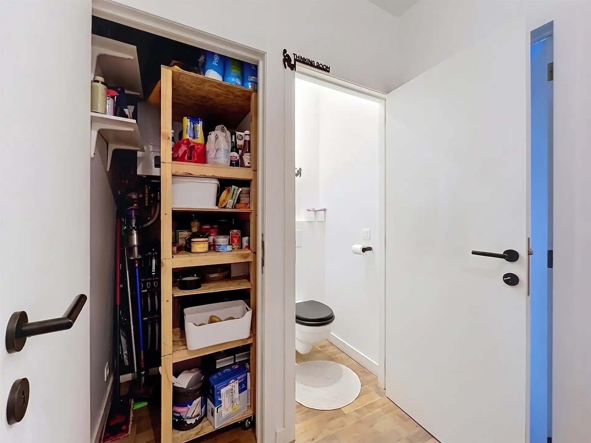 Modern gelijkvloers appartement met tuin van 200m²! foto 14