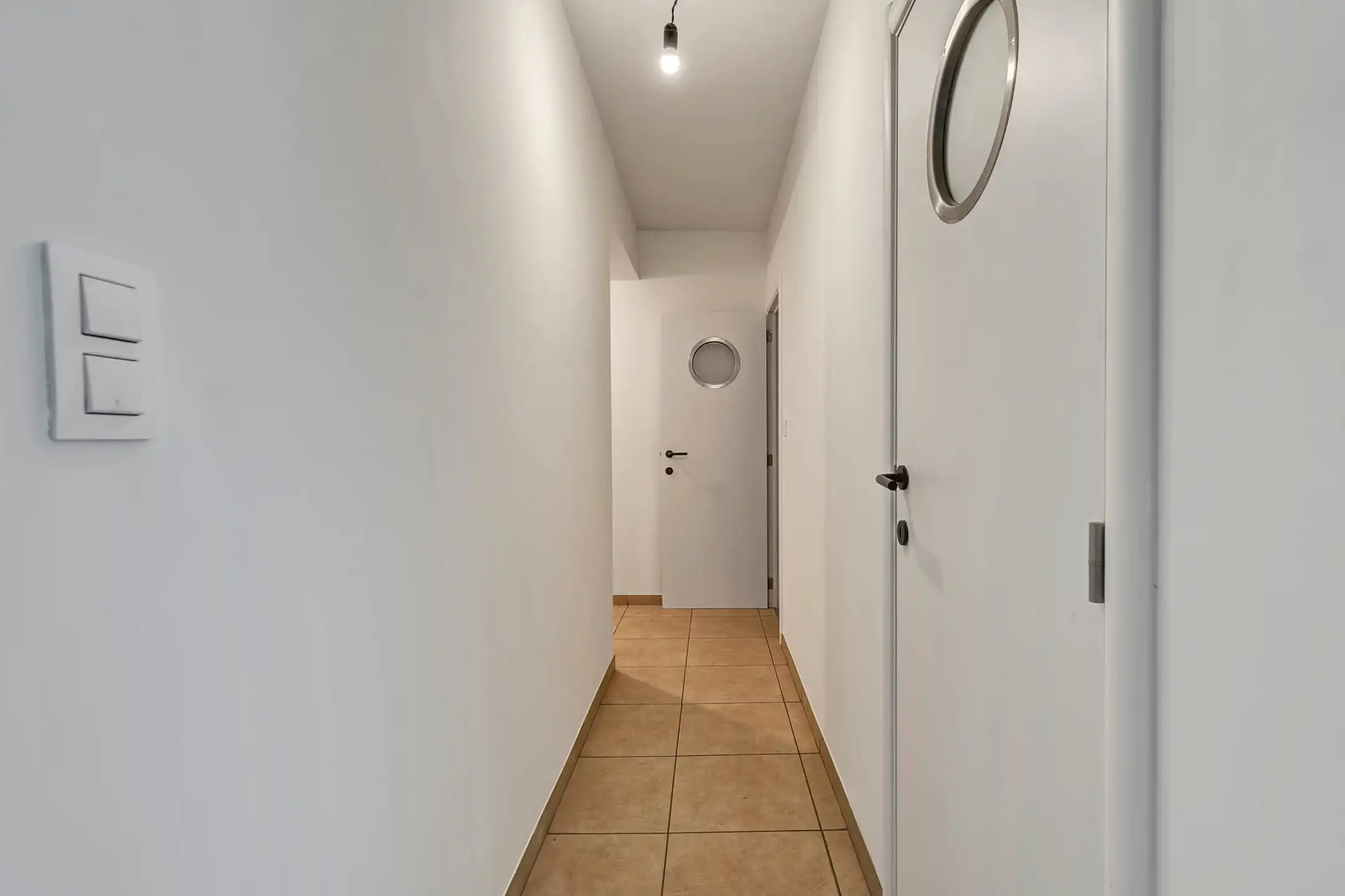 Instapklaar gelijkvloers appartement met tuin nabij centrum Deinze foto 2