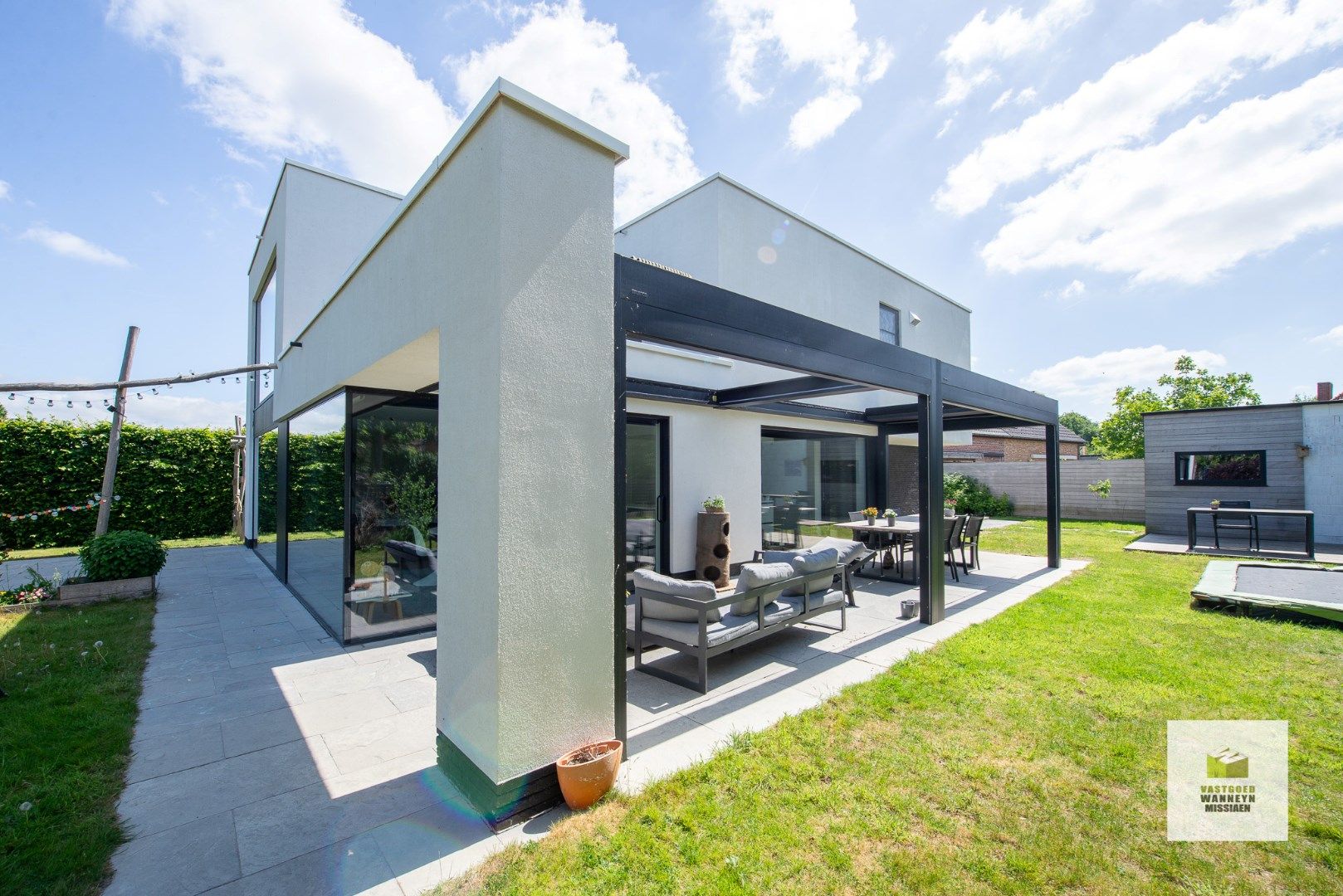 Exclusieve moderne en energiezuinige villa op 950m2 te centrum Wingene foto 36