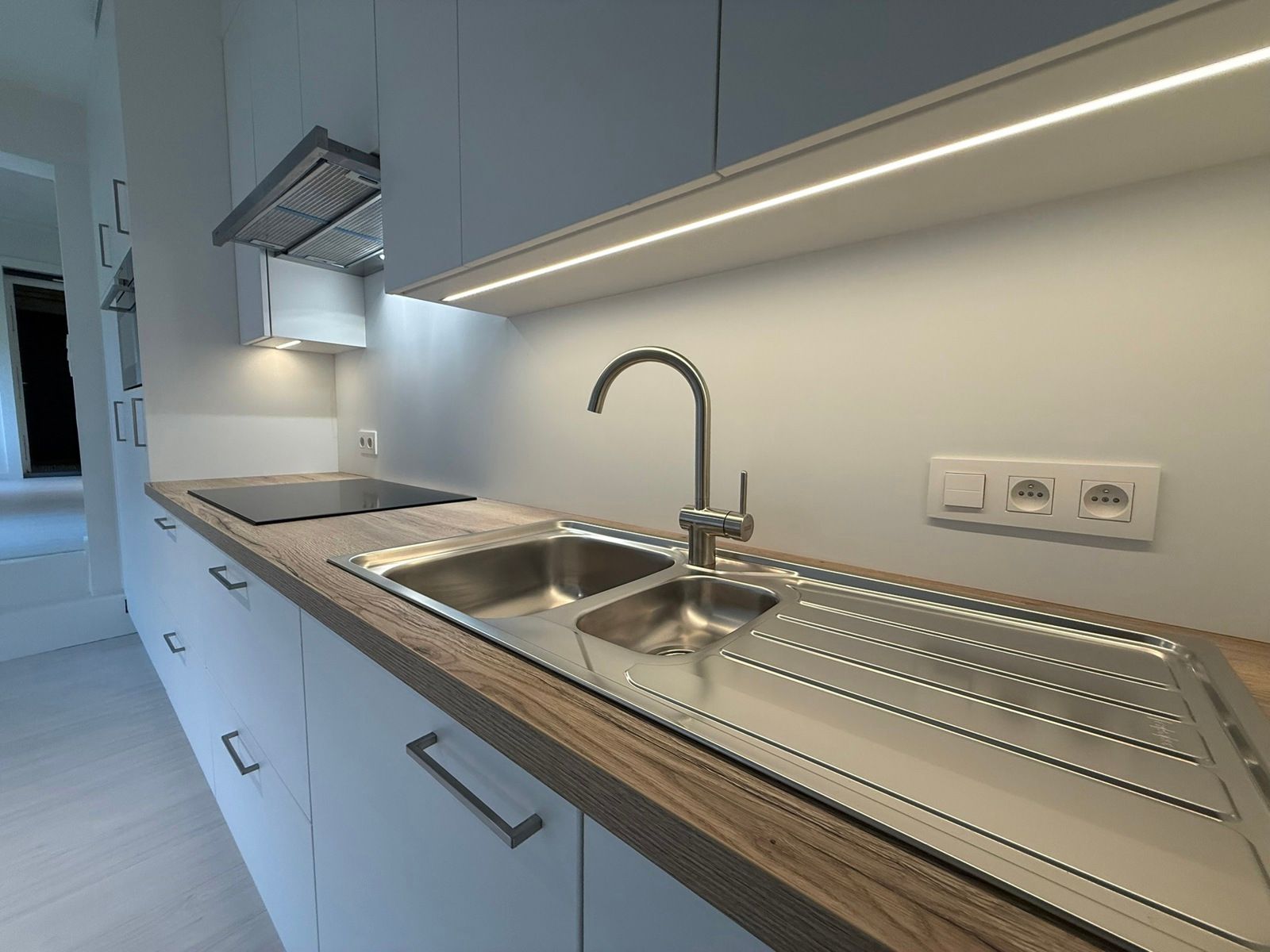 Karaktervol, volledig instapklaar appartement foto 8