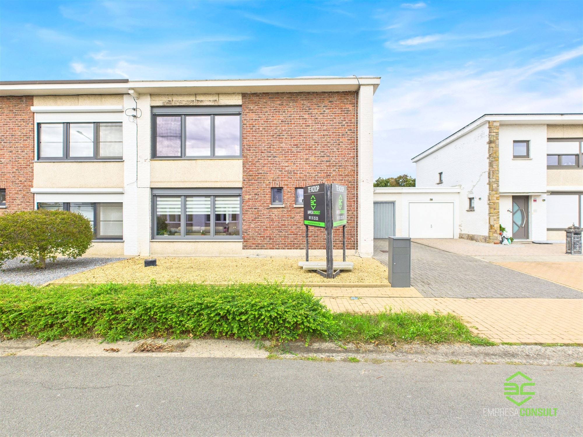 Instapklare woning met 3 slpk op een topligging! foto 2