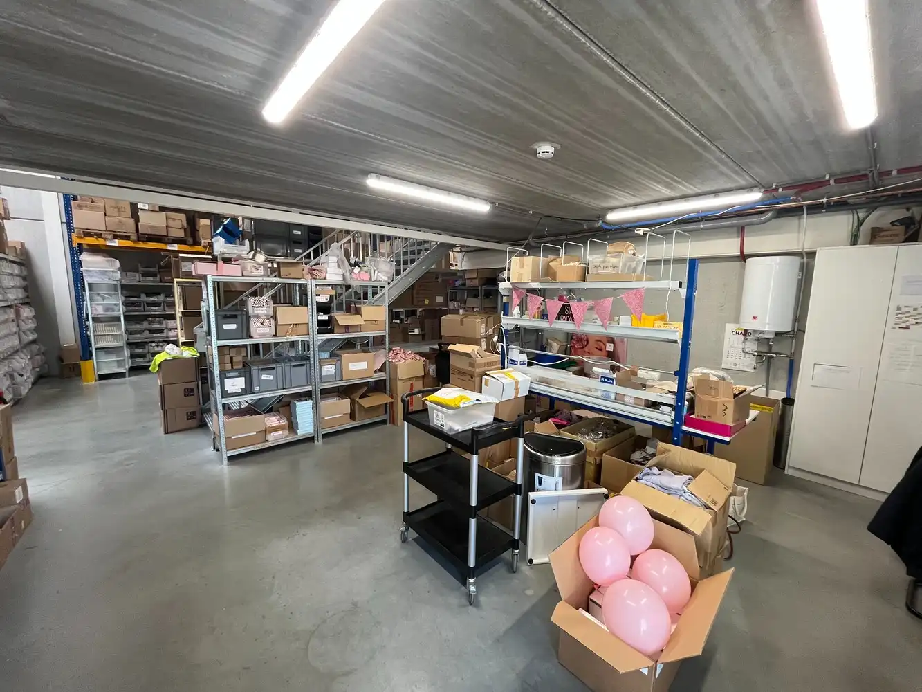 KMO-unit 144m² met mezzanine foto 8