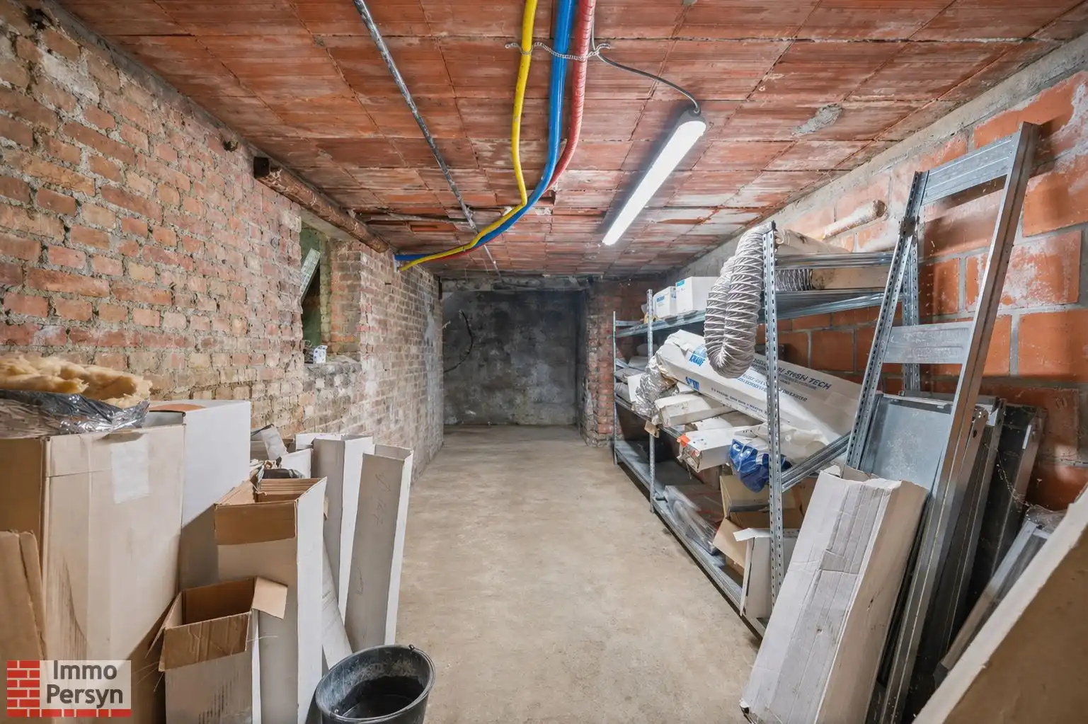 Unieke investeringskans: Handelspand met appartement foto 32