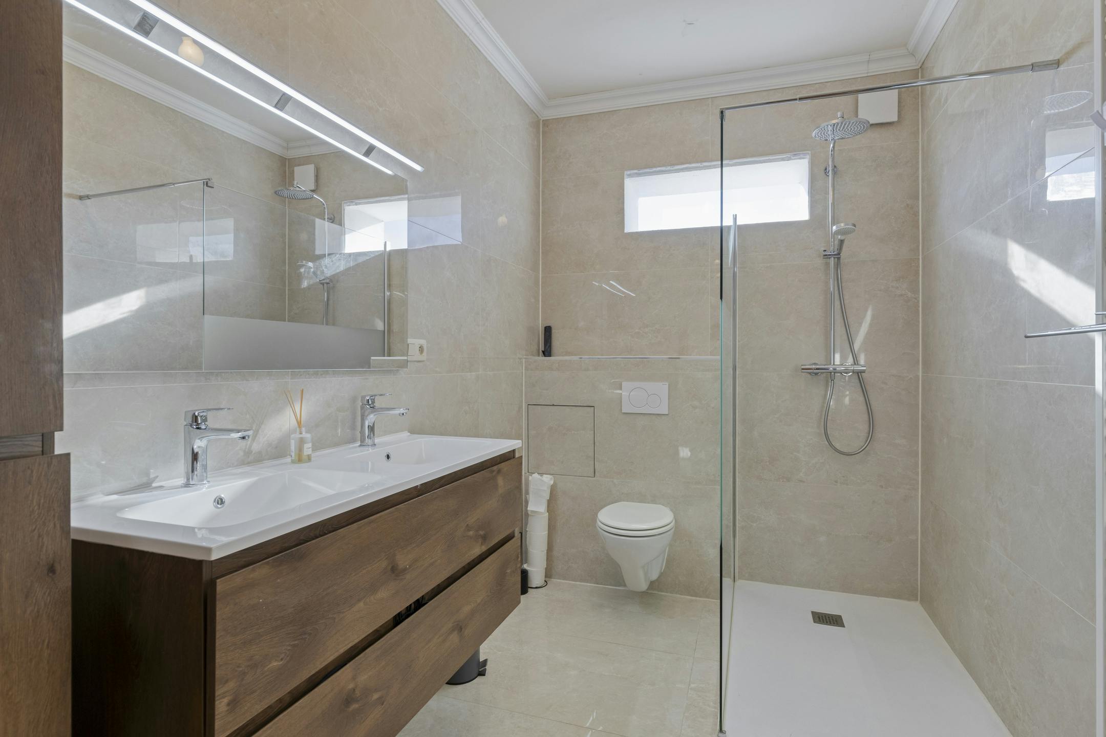 Huis met 3 slaapkamers, 3 staanplaatsen en terras in Niel foto 9