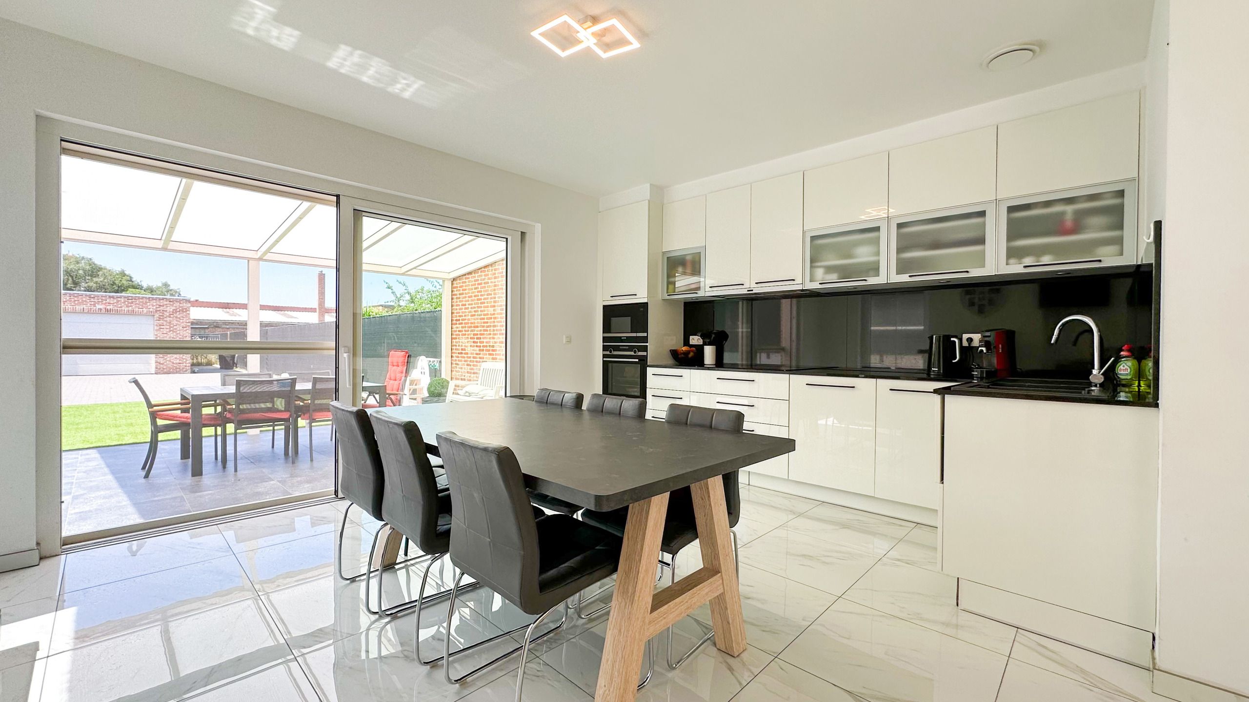 Prachtige halfopen nieuwbouwwoning in Heusden-Zolder!  foto 9