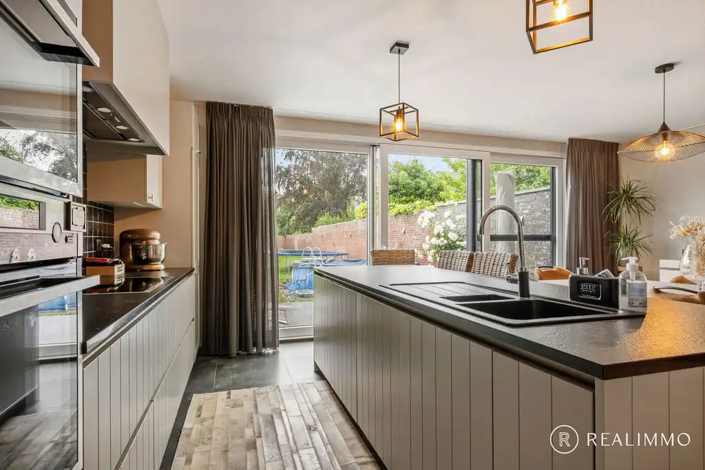 Ruime recente woning met EPC-label A in hartje Moen foto 4