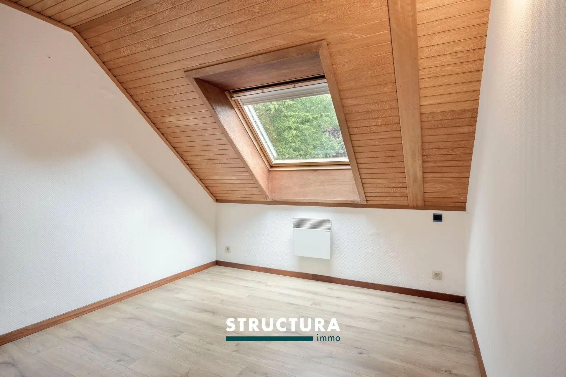 Villa met 4 slaapkamers en 2 garages foto 17