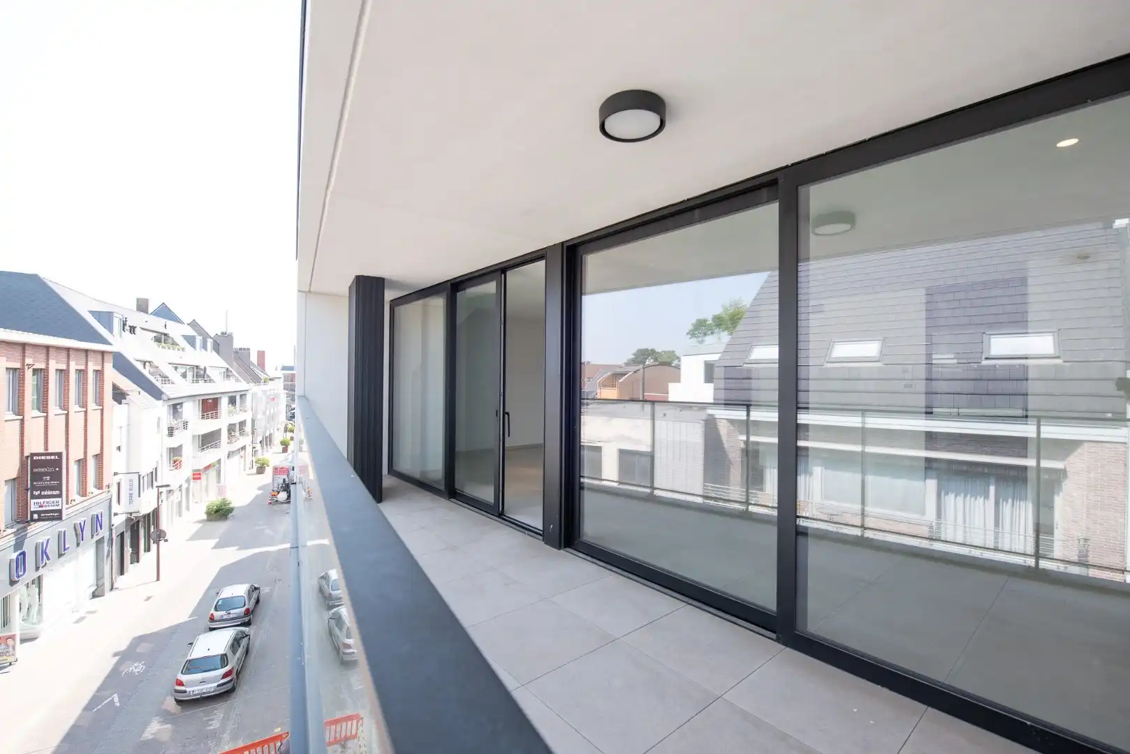 Recent appartement op topligging  TE HUUR in centrum Waregem! foto 21