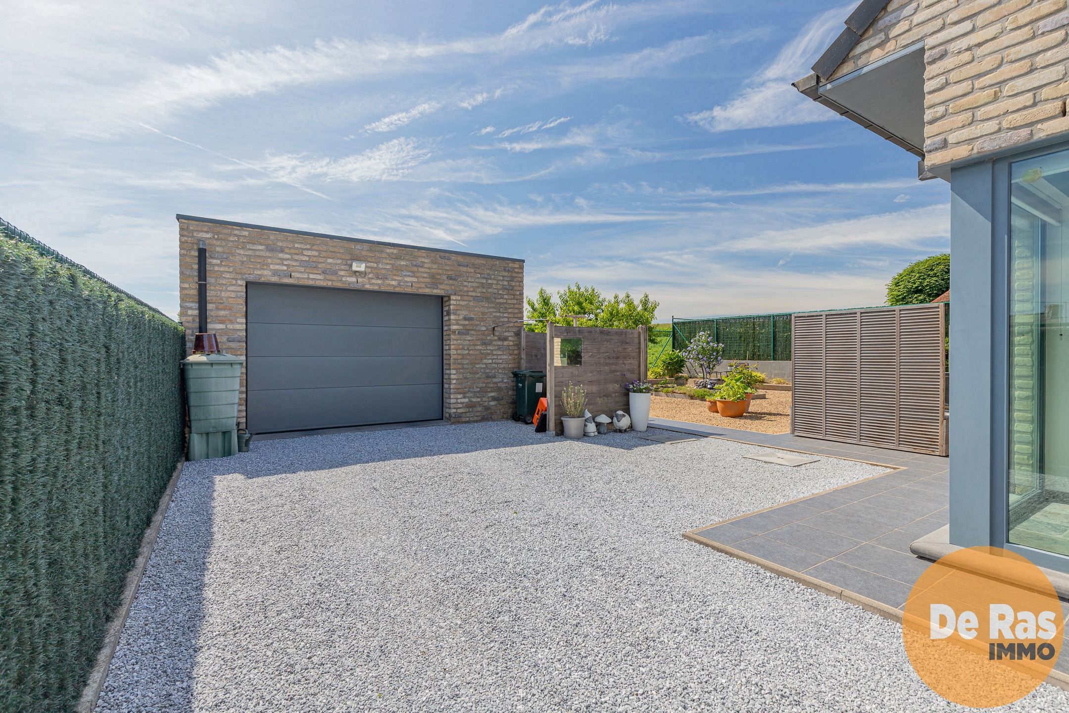 ZWALM -Recente OB met 3slp, 2 garages en tuin met open zicht foto 4