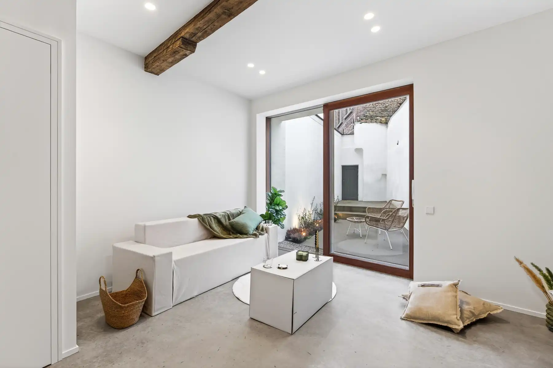 High-end  gerenoveerd met label A in hartje Brugge foto 2