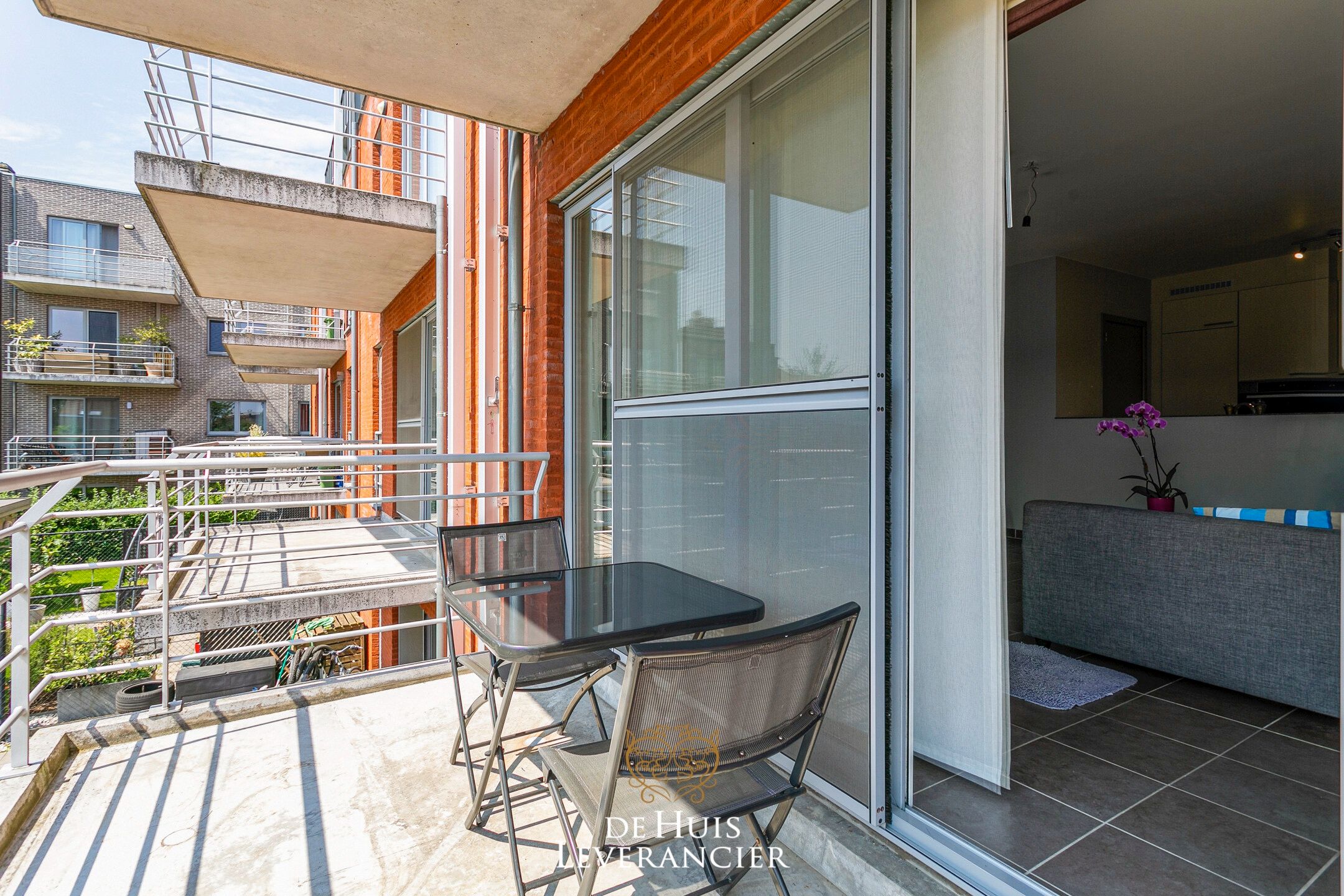 Energiezuinig modern appartement met lift en terras foto 3