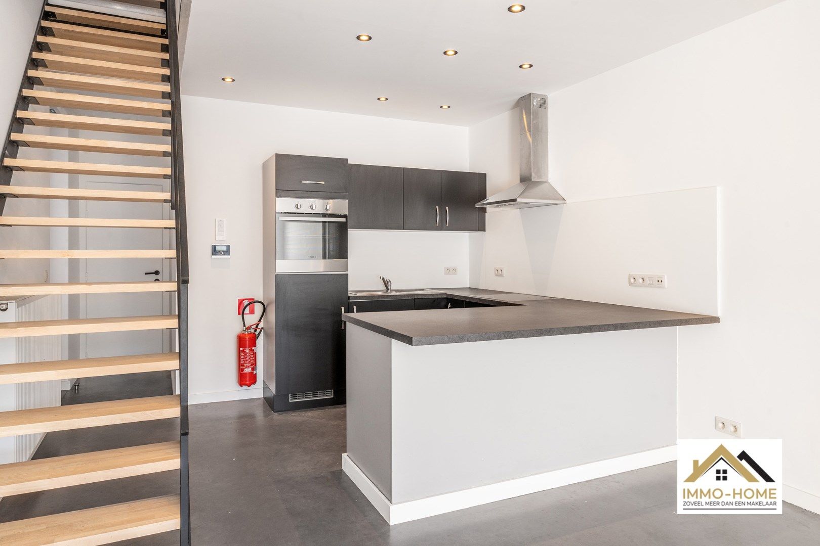 Instapklare woning op zeer centrale ligging foto 2