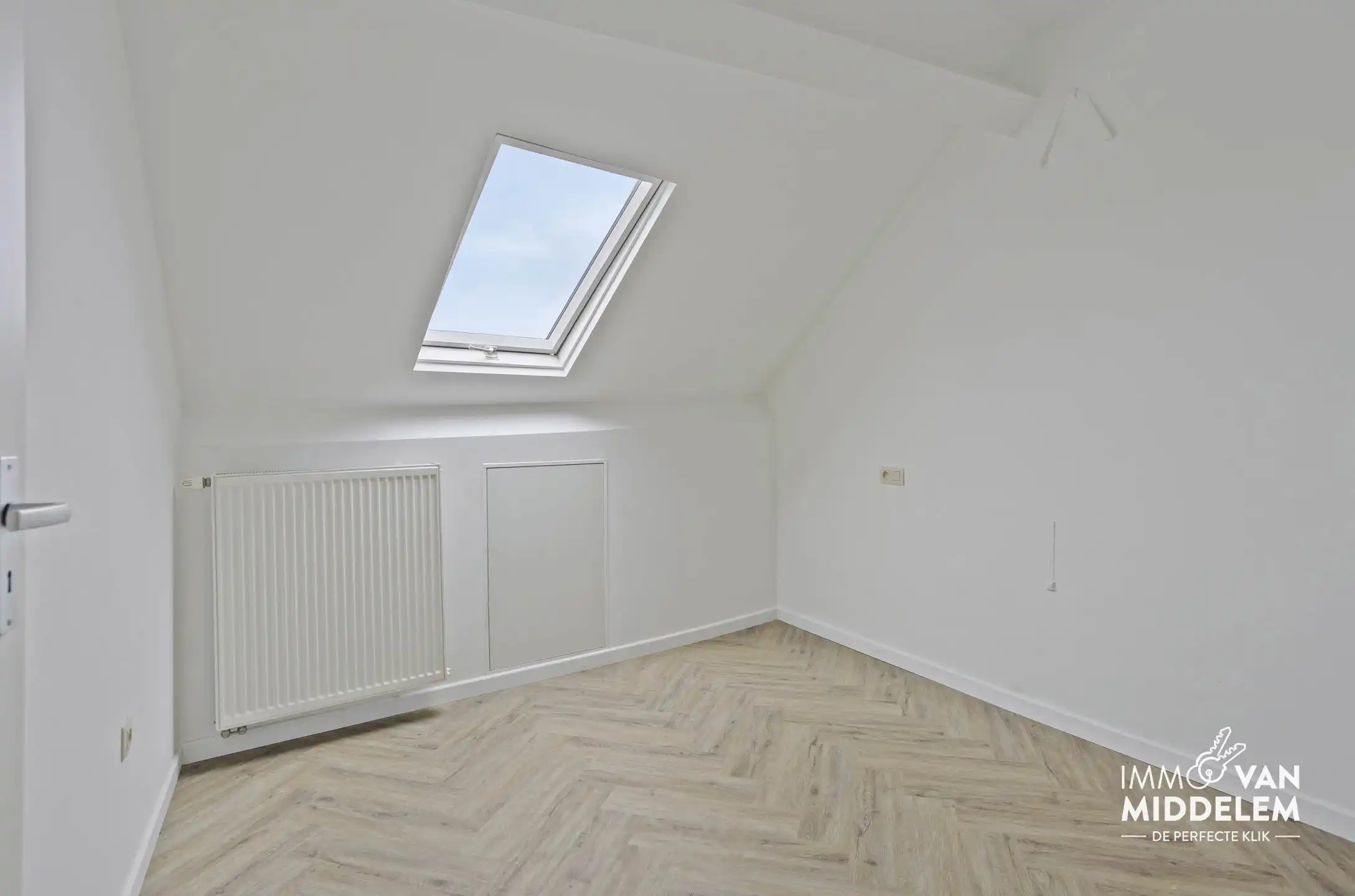 INSTAPKLARE, VOLLEDIG GERENOVEERDE HANDELSWONING foto 10