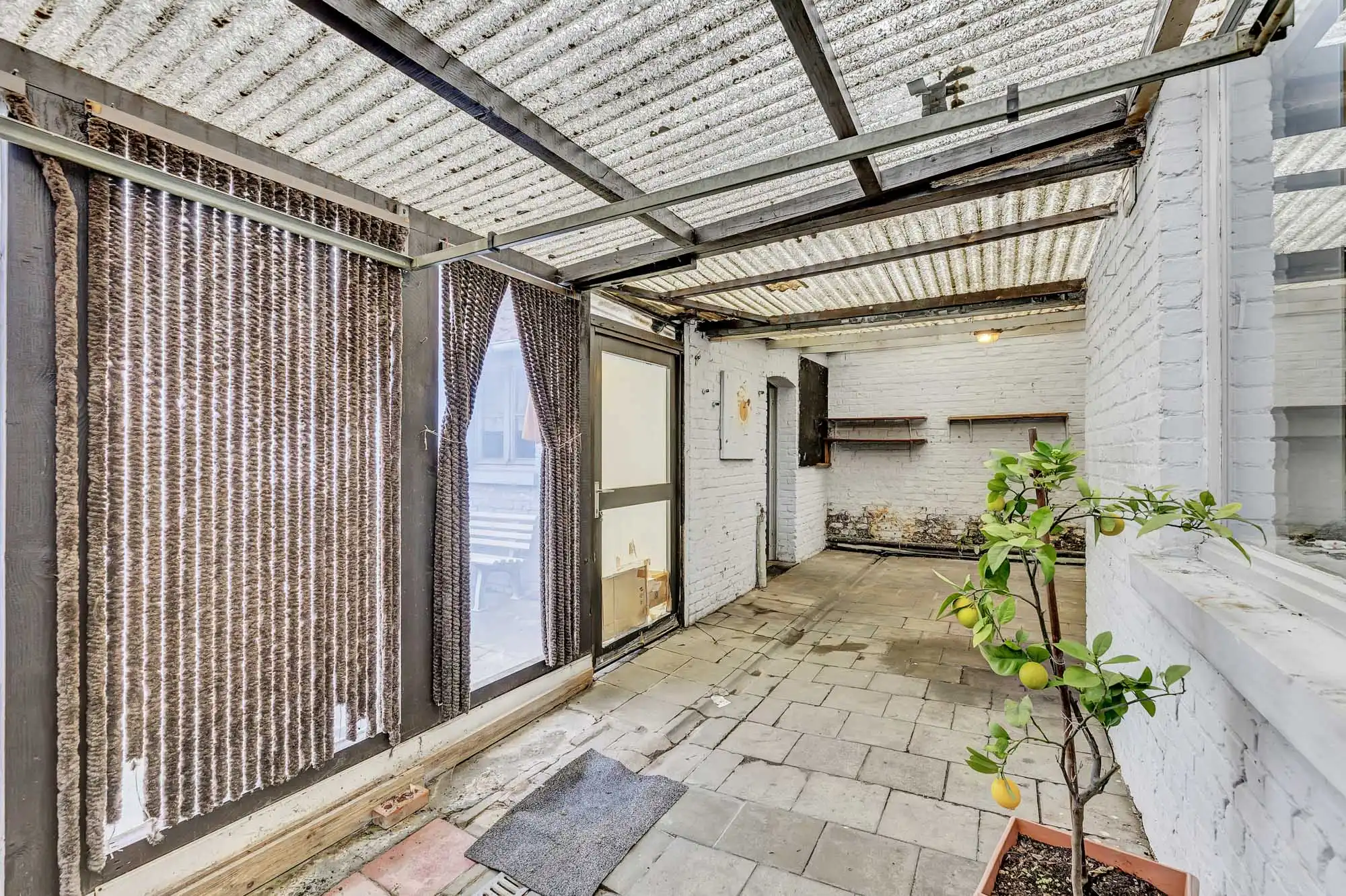 Te renoveren woning met 4 slaapkamers op 5a58ca foto 10