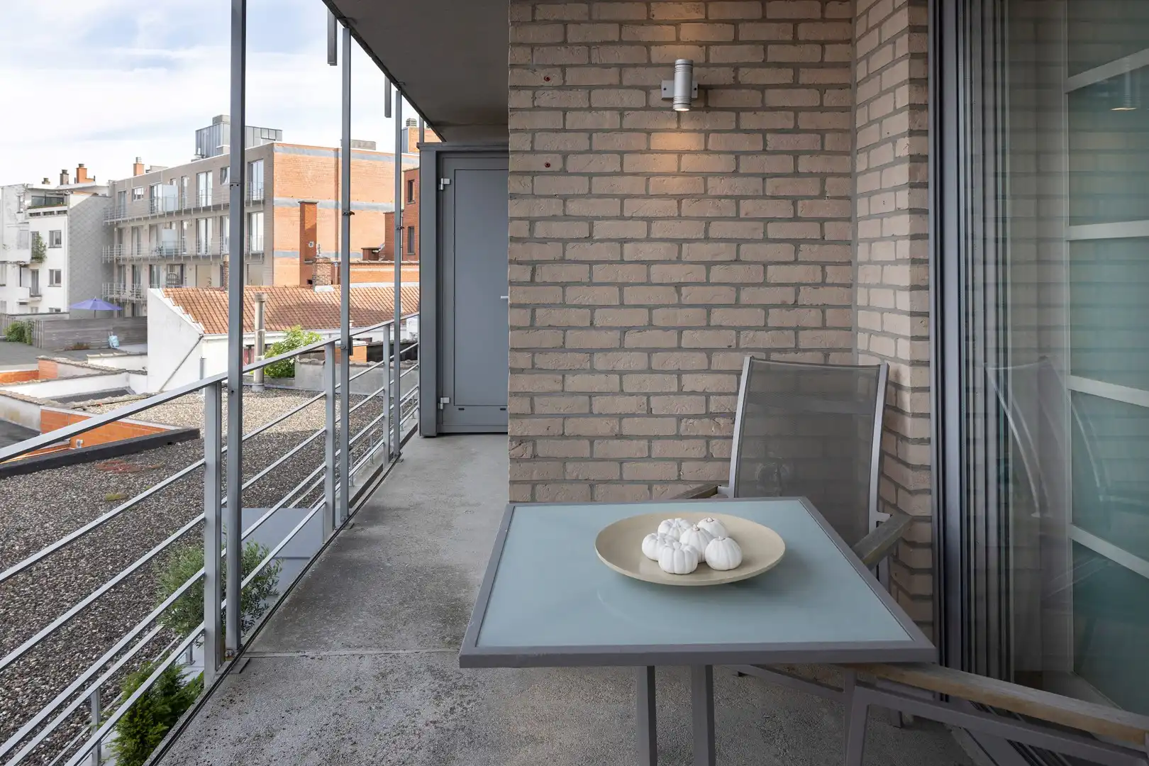 Klassevol appartement met aangenaam zicht op de Markt. foto 16