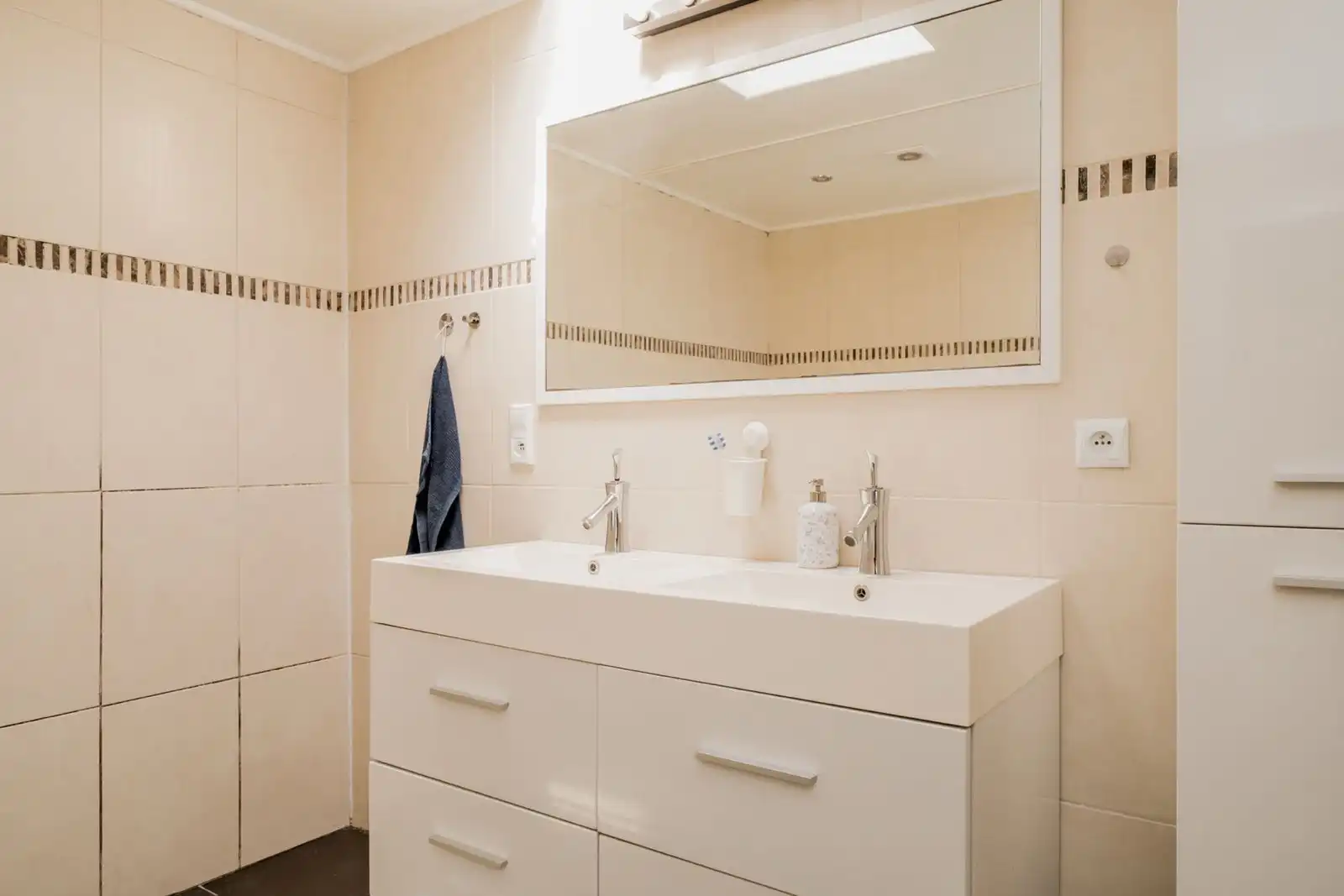 Gezinswoning met 5 slaapkamers in centrum Wilrijk foto 14