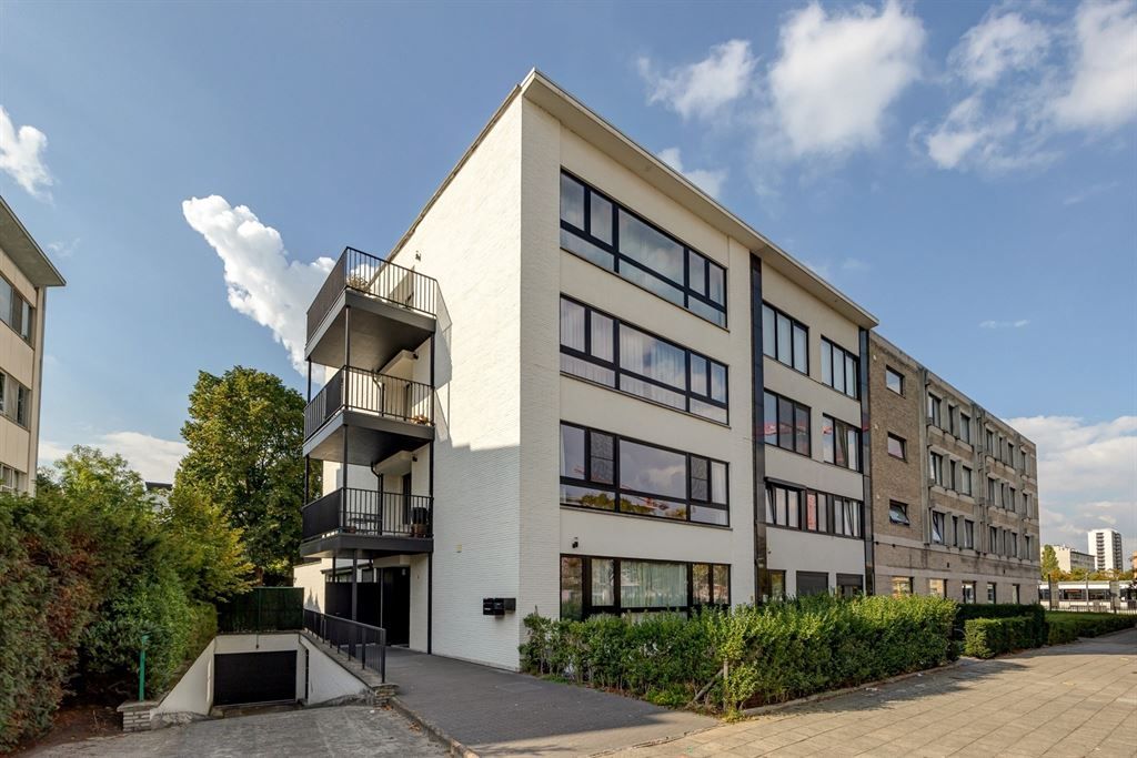 Luxueus appartement met 2 terrassen en autostaanplaats en ta foto 22