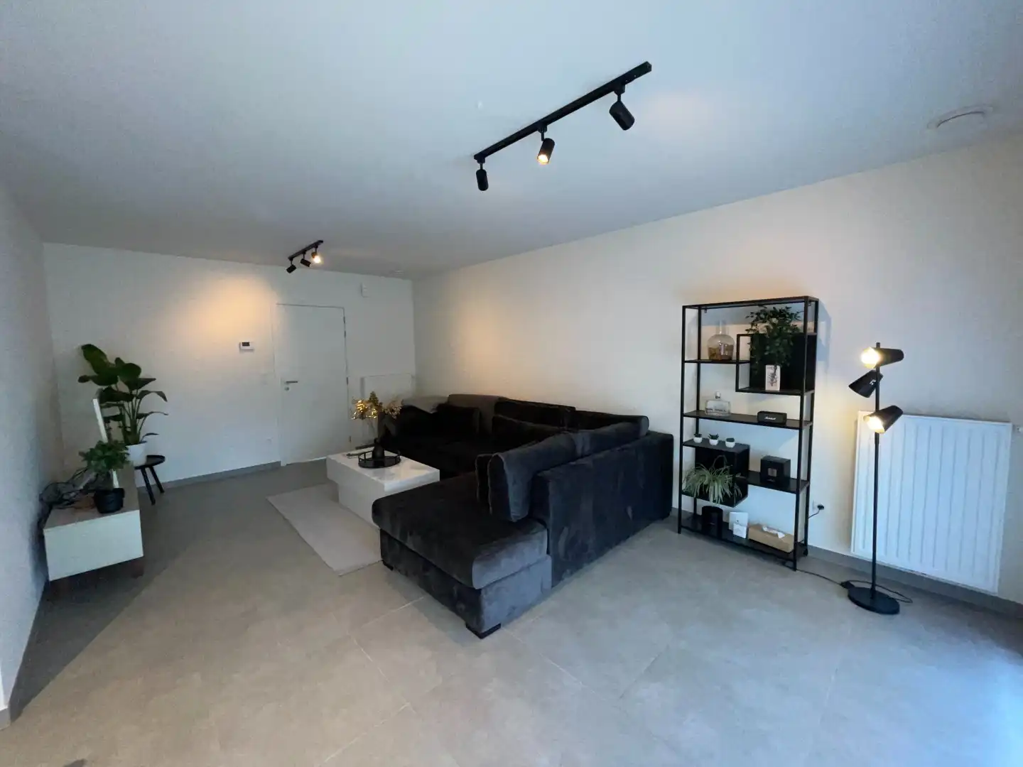 Zeer energiezuinig gelijkvloers appartement met 1 slaapkamer en terras Beverst/Bilzen. foto 8