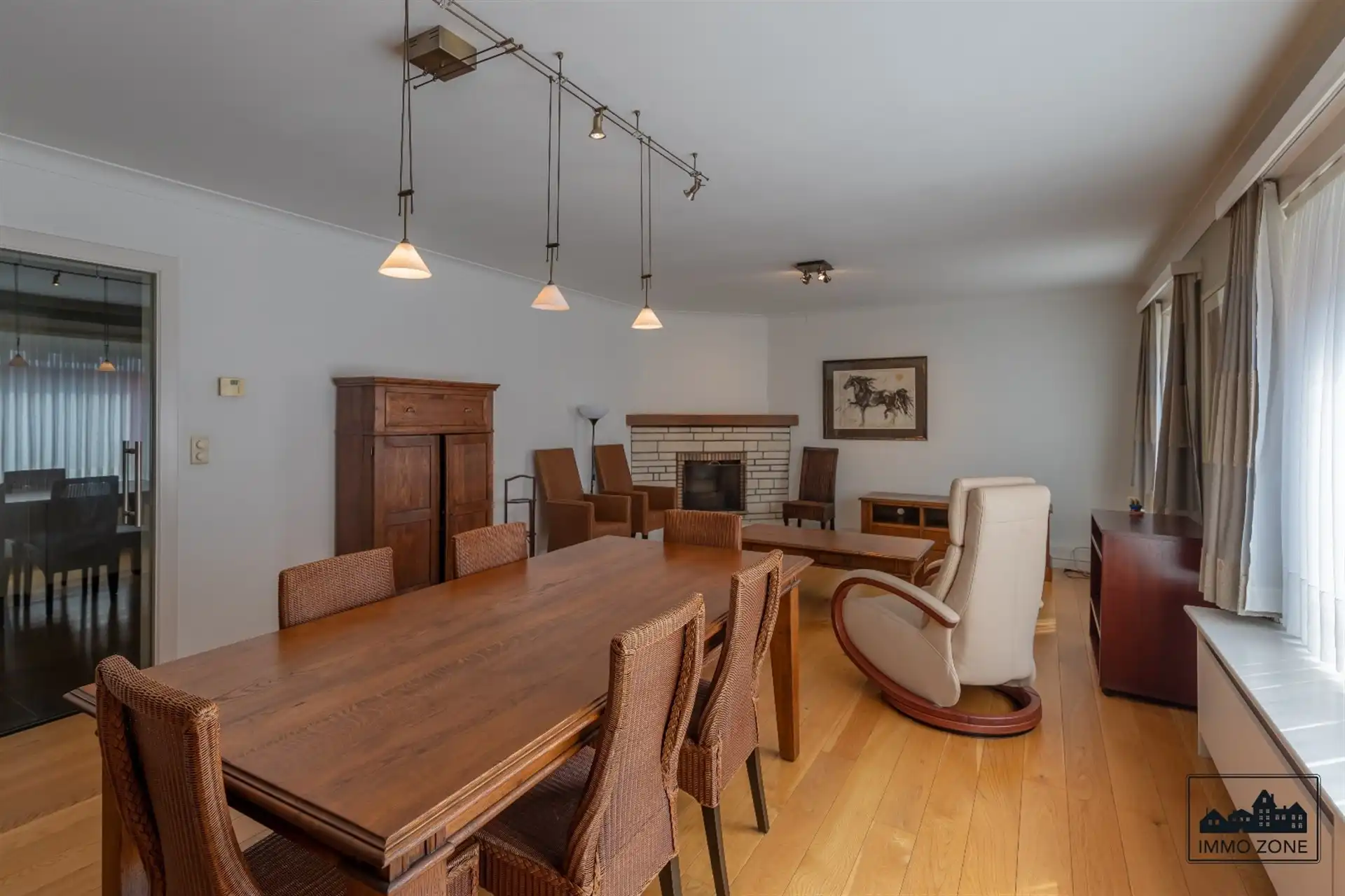 Gunstig gelegen 2 slaapkamer appartement met terras. foto 4