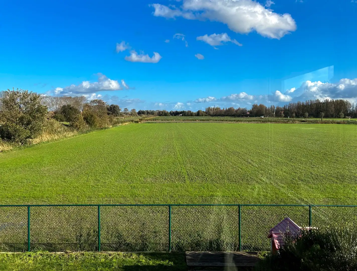 Ruime koppelwoning met waanzinnig zicht over spaarbekken en EPC A foto 30