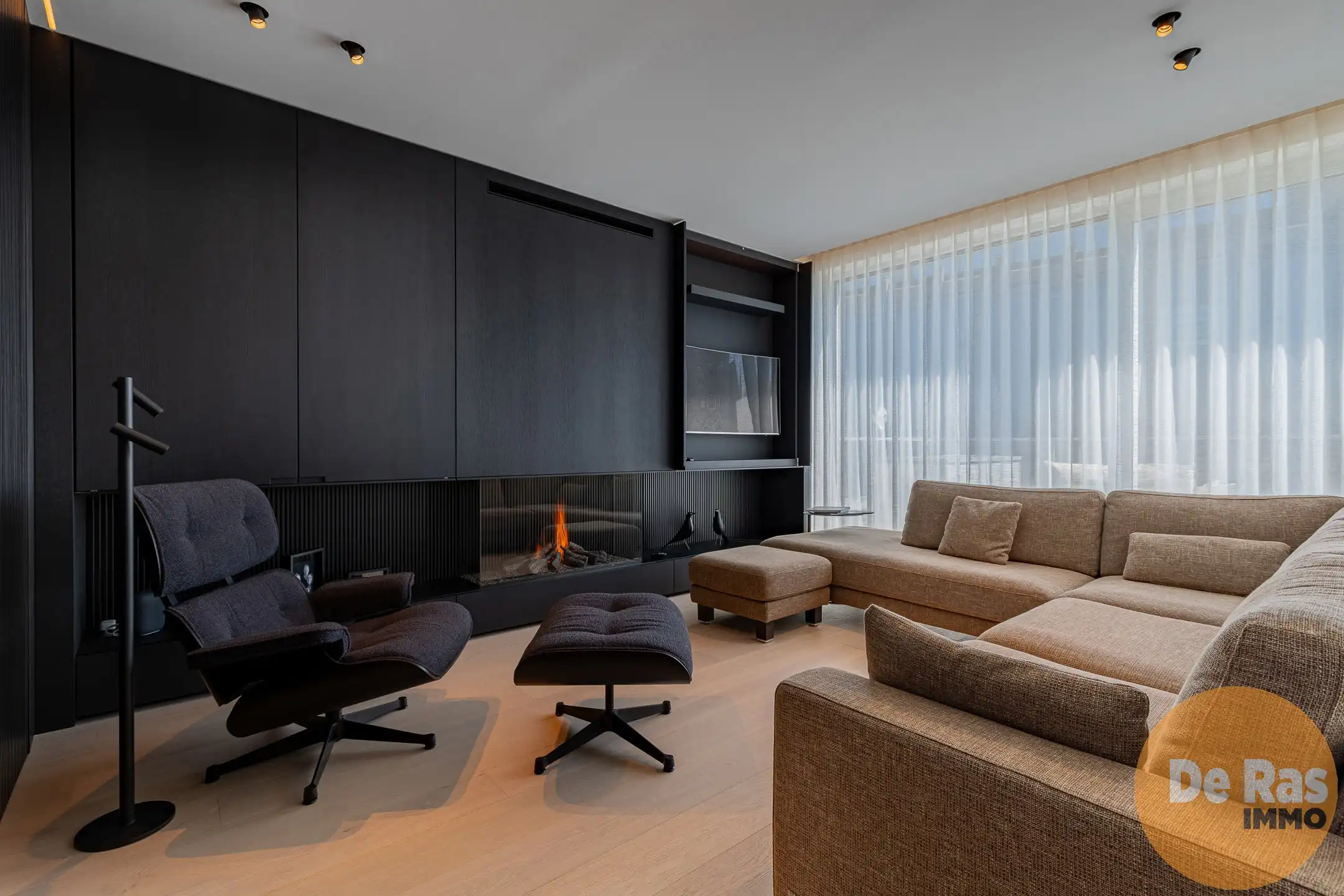 AALST-Exclusieve Penthouse, high end afgewerkt,op toplocatie foto {{pictureIndex}}