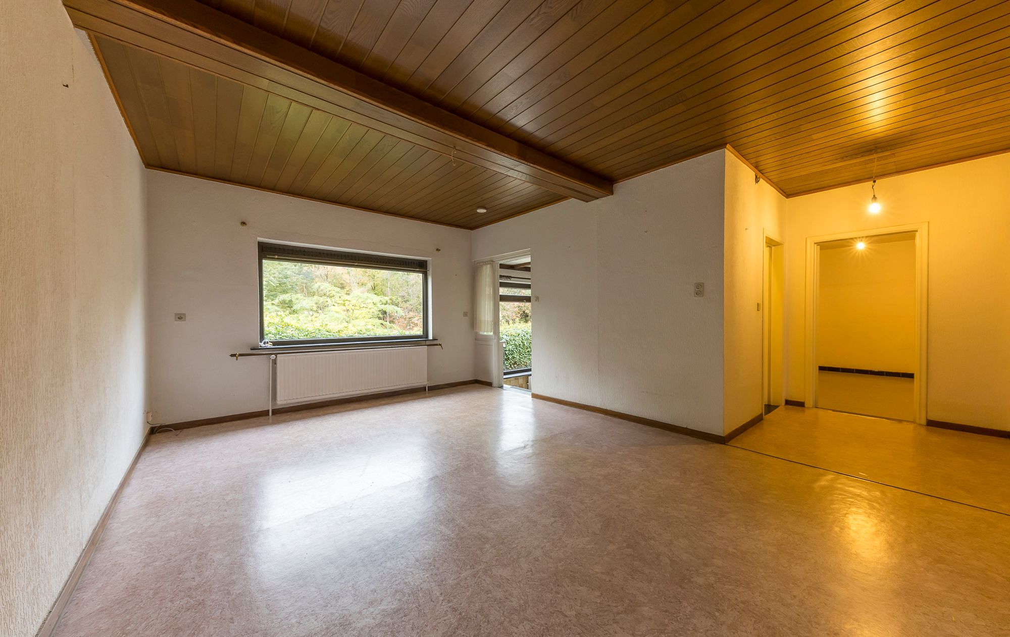 TE KOOP: Te renoveren gezinswoning met ruime tuin in Opglabbeek (Oudsbergen) foto 11