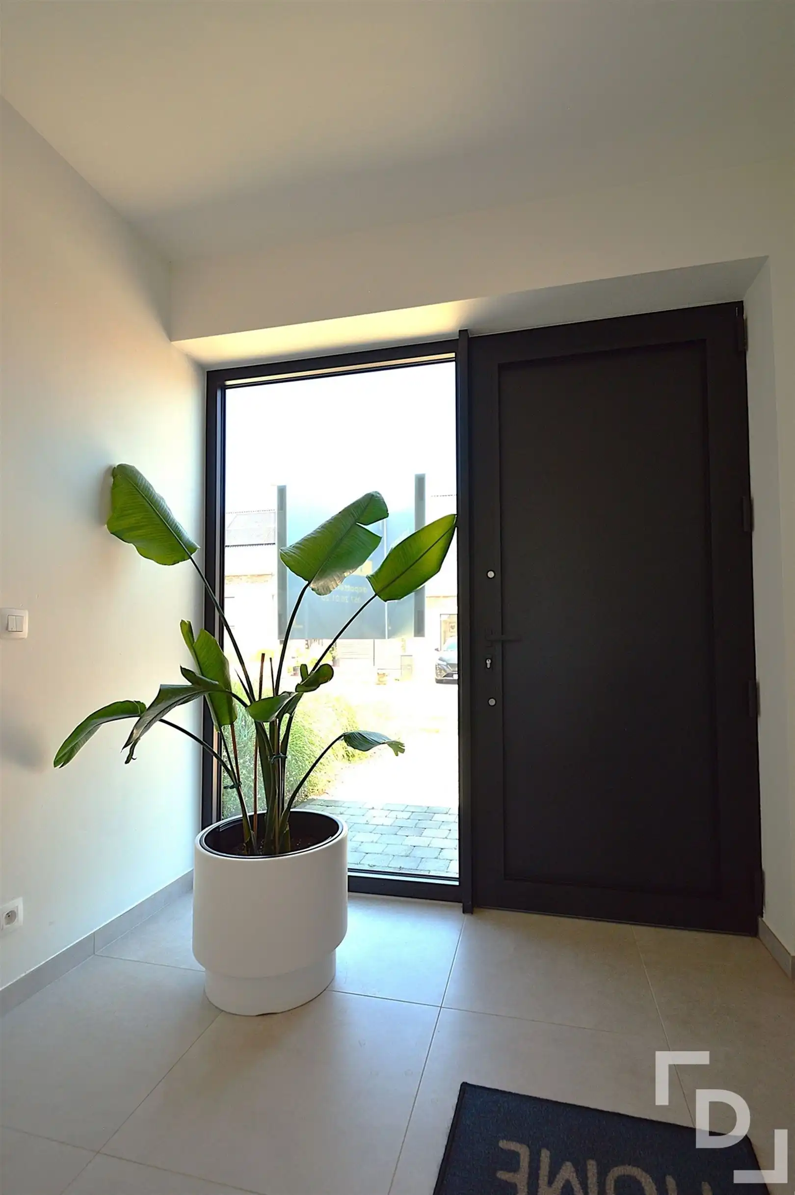 Moderne woning met tuin te huur. foto 19
