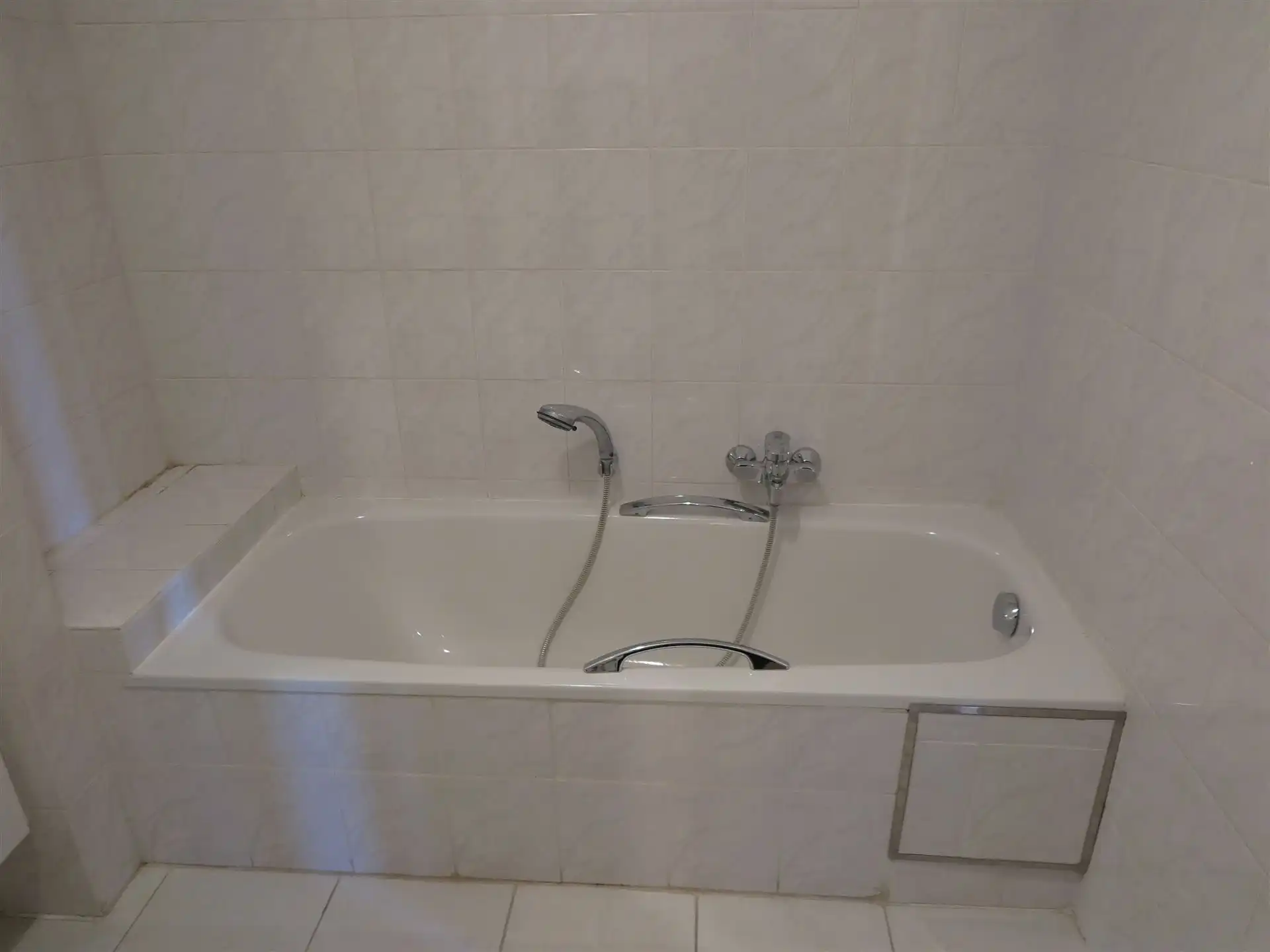 Ruim 2-slaapkamerappartement in Sleidinge foto 7