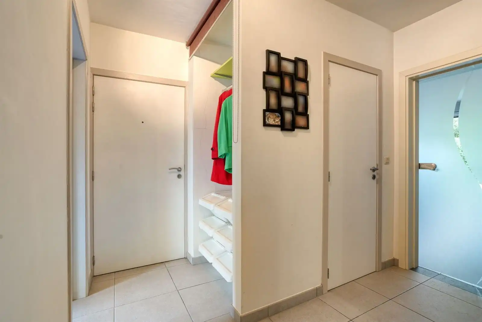 Gelijkvloers appartement met 2 slaapkamers en tuin, kelder & staanplaats foto 14