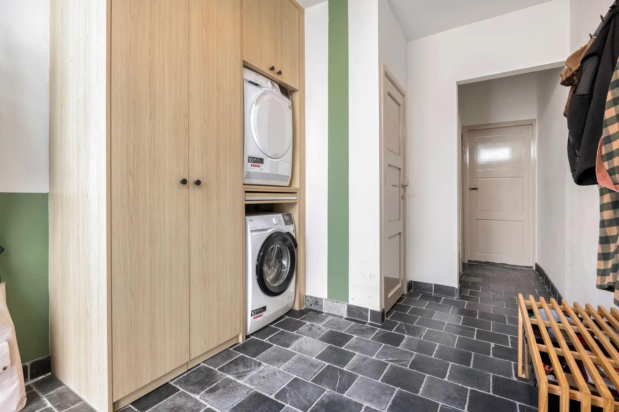 Gerenoveerde stadswoning met 4 slpk bij Groen Kwartier foto 5