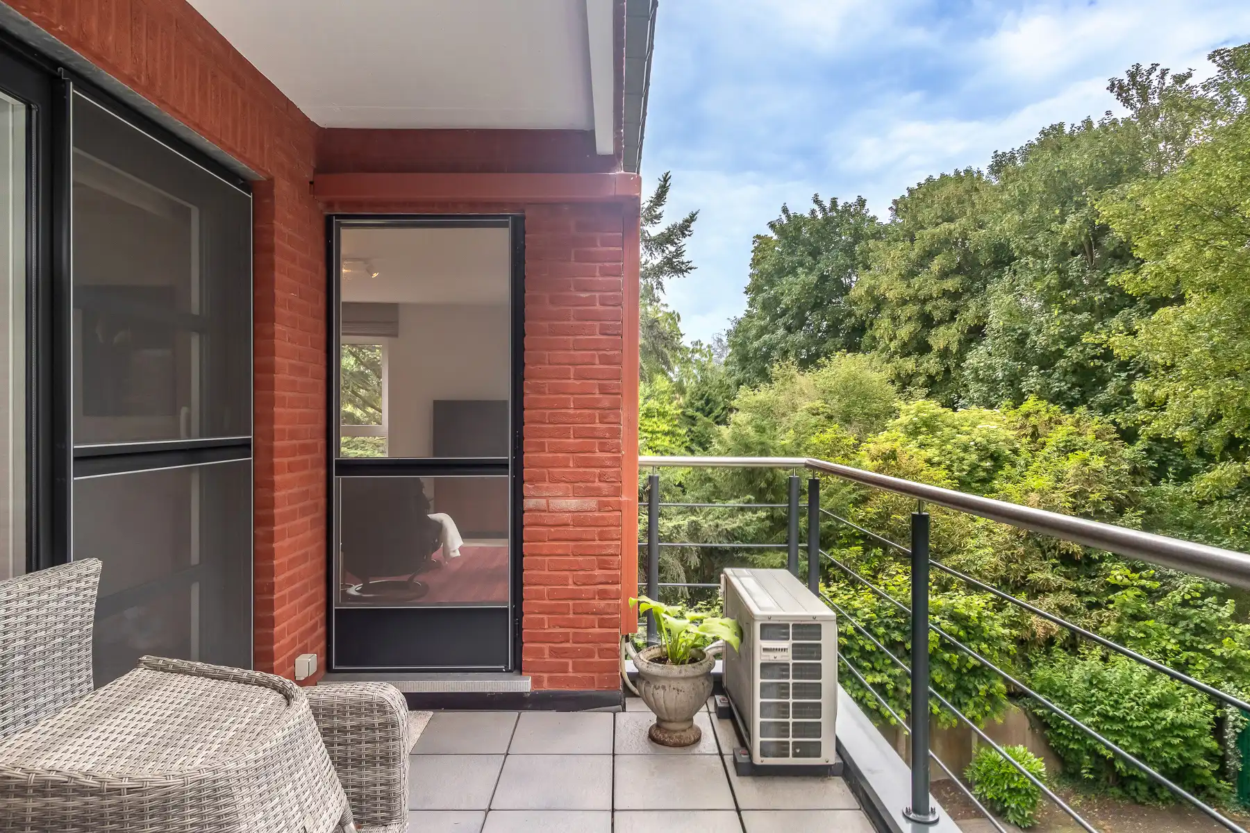 Investeringsappartement met 2 slaapkamers en dubbele garagebox foto 25