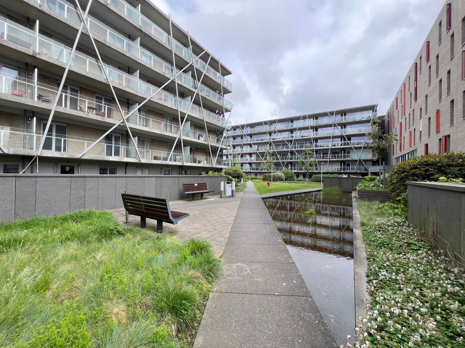 Centraal gelegen appartement met 2 slaapkamers en terras foto 26