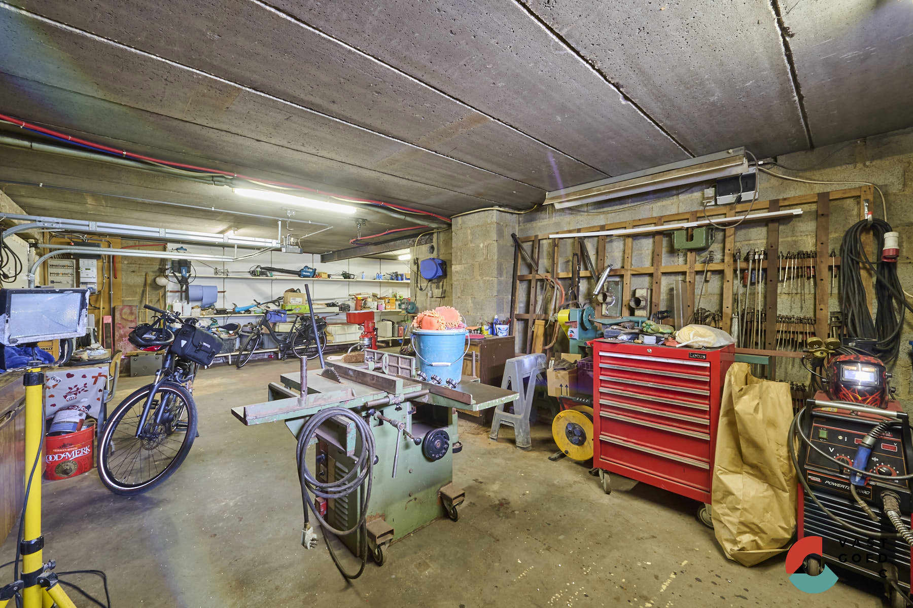 Ruime woning in een rustige gelegen wijk foto 23