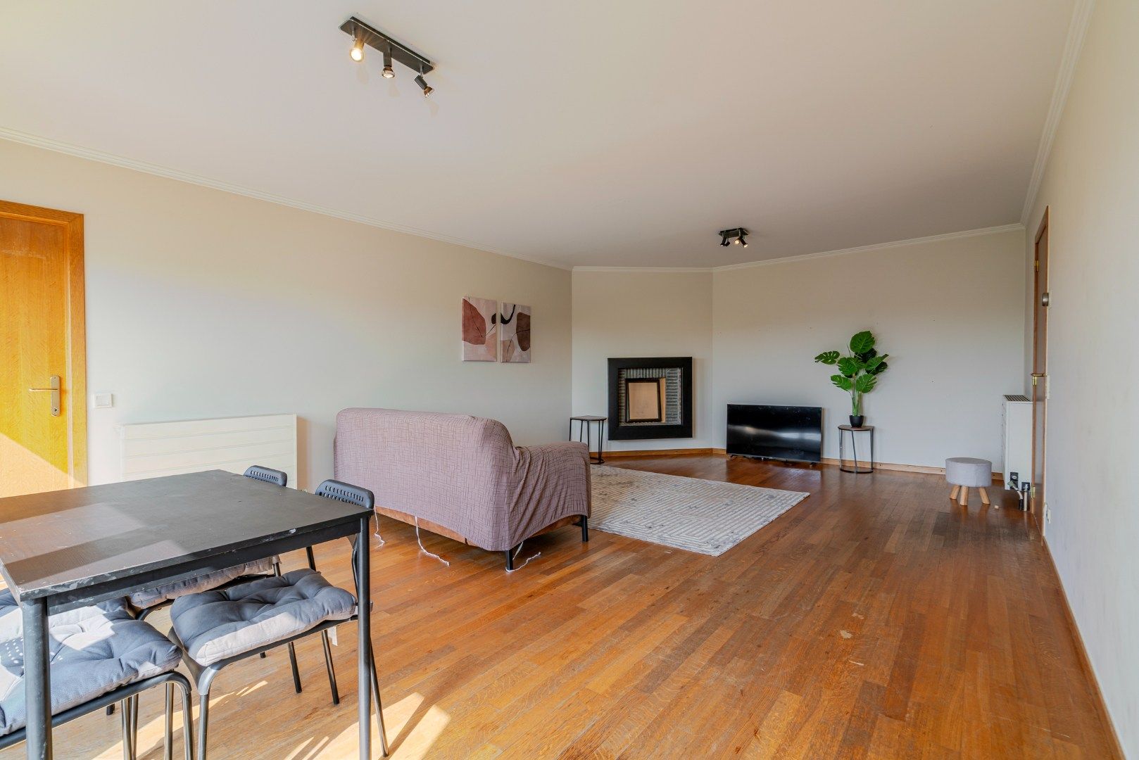 Goed gelegen appartement met garagebox foto 3